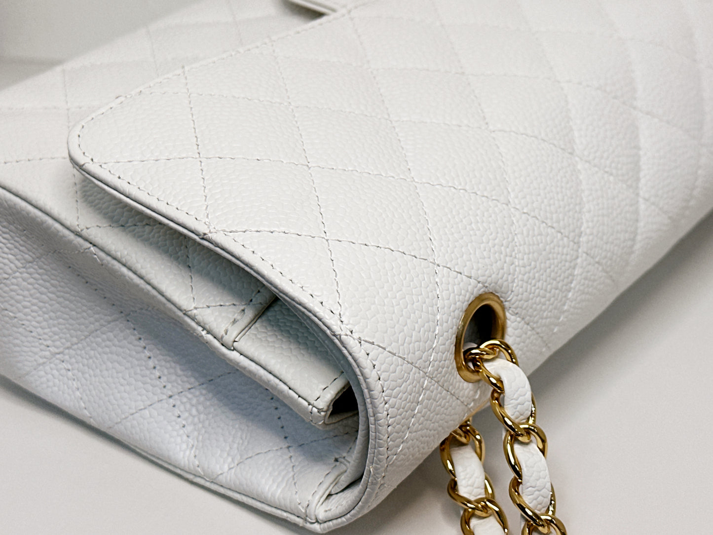 Chanel White Caviar Medium Classic Double Flap Bag 1350 holo card