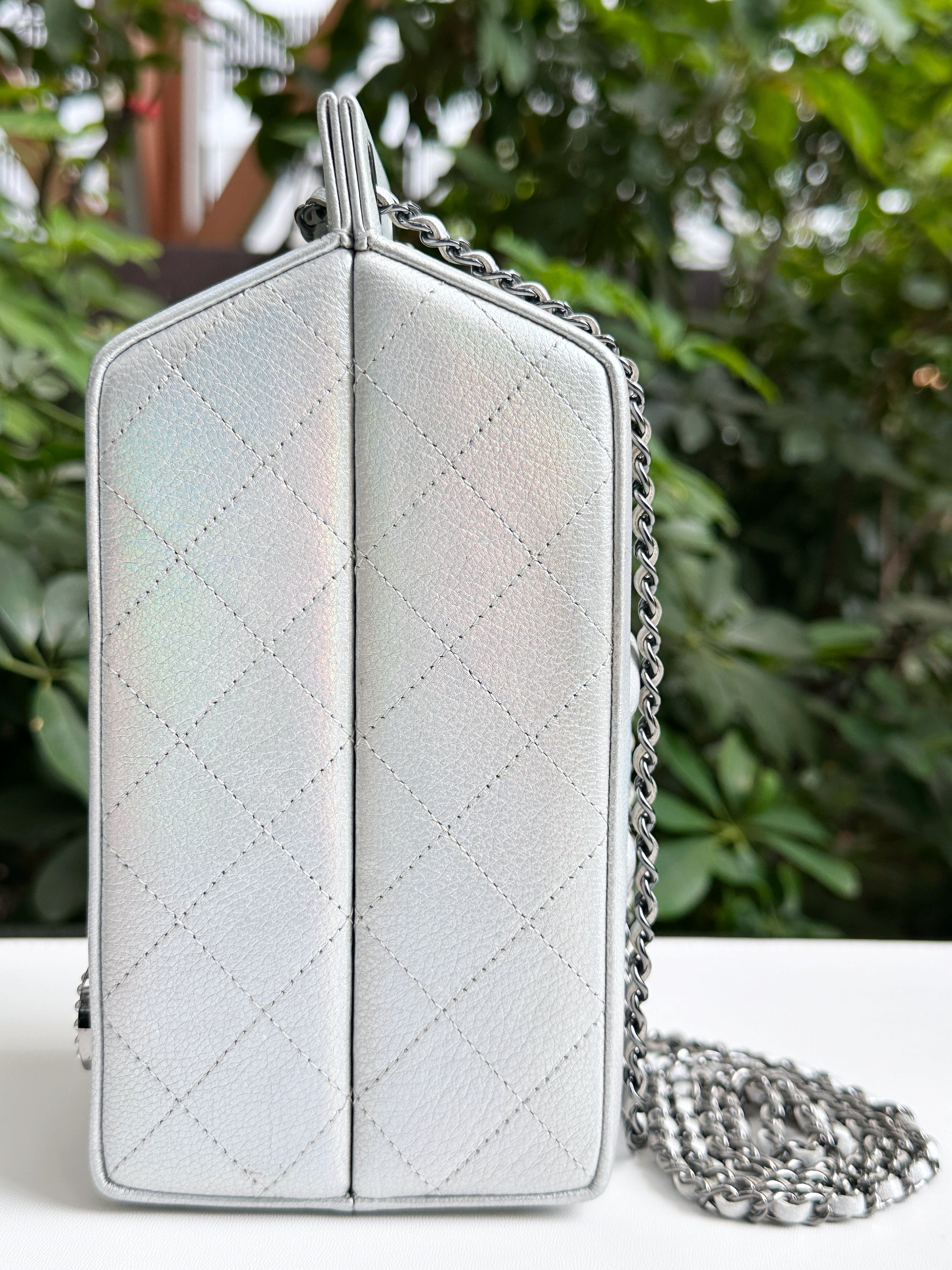 Preloved Authentic CHANEL RARE LIMITED EDITION LAIT DE COCO MILK CARTON BAG 2014