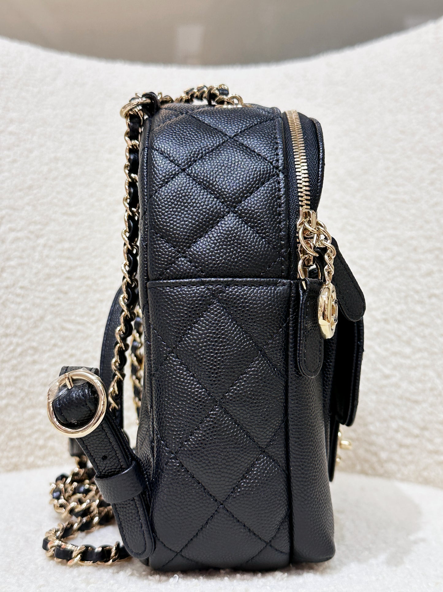 Chanel CC Day Backpack Quilted Caviar Mini Black 268 holo card