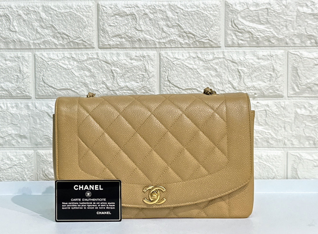 Chanel Medium Vintage Diana Flap Bag Beige Caviar Gold Hardware