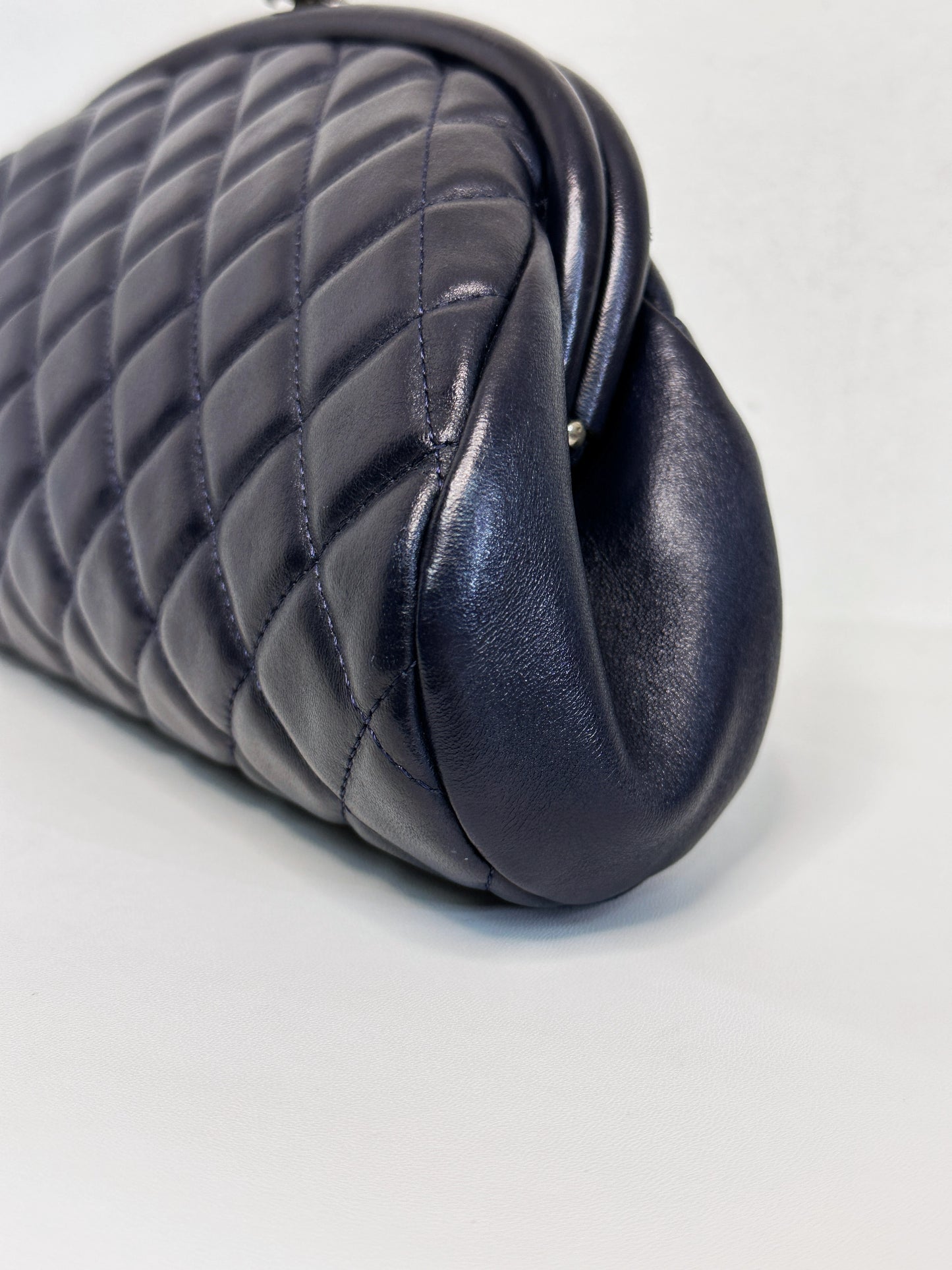 Chanel Quilted Timeless Kisslock Clutch Navy Blue Lambskin SHW 1890 holo card