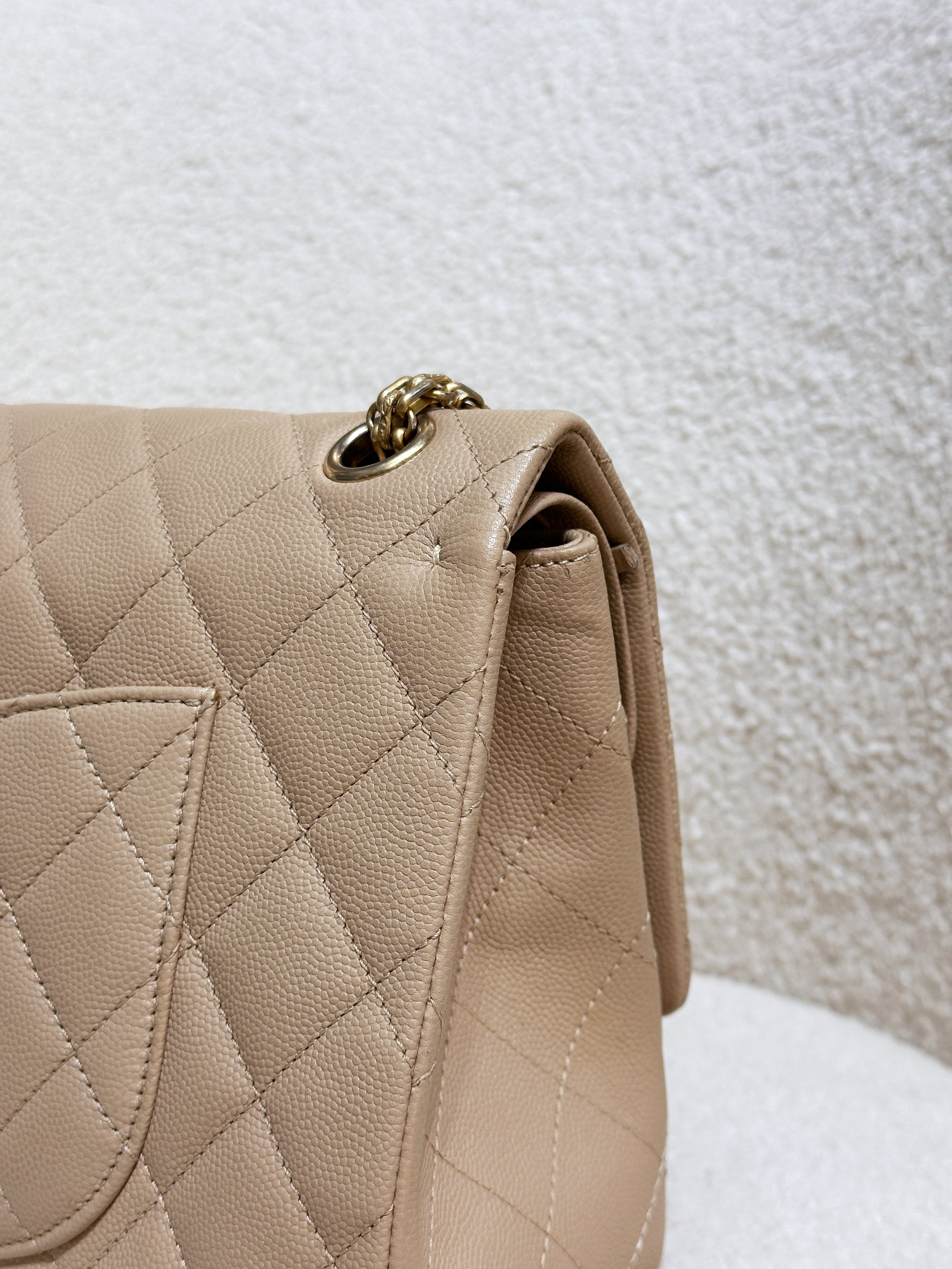 Chanel Classic Quilted Caviar 2.55 Reissue Flap Bag Beige 226 2353 holo card