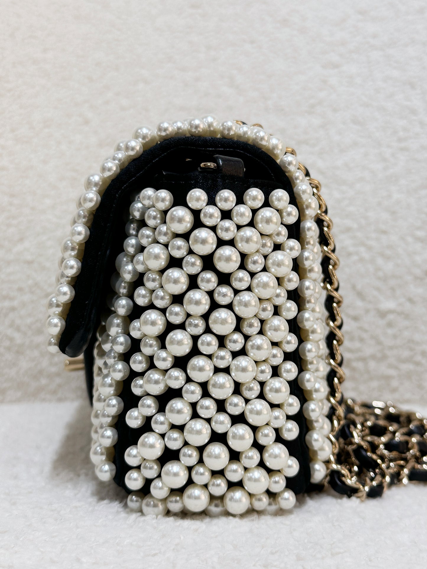 Chanel 19S Pearl On Flap Mini Rectangular Bag LGHW 2750 holo card