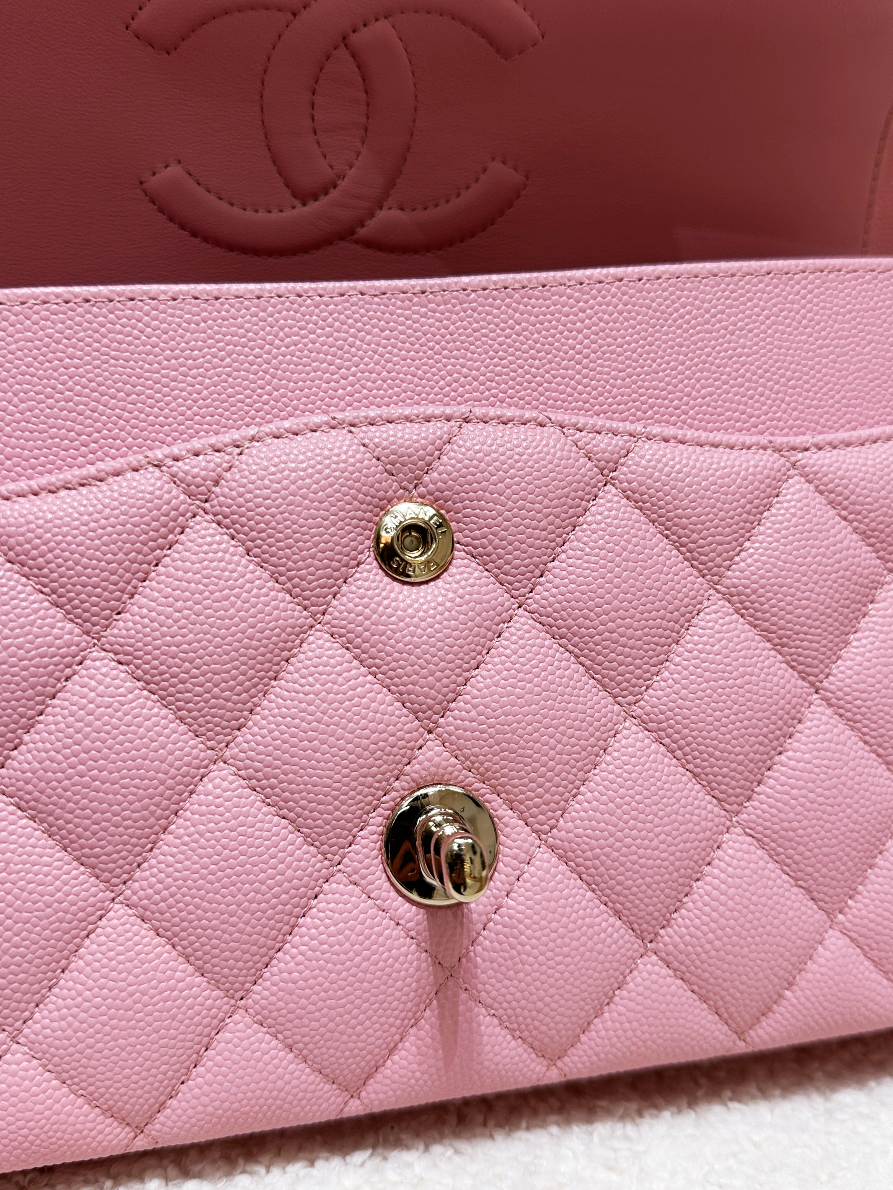 Chanel 22C Classic Quilted Medium Double Flap Bag Sakura Pink AKHX microchip