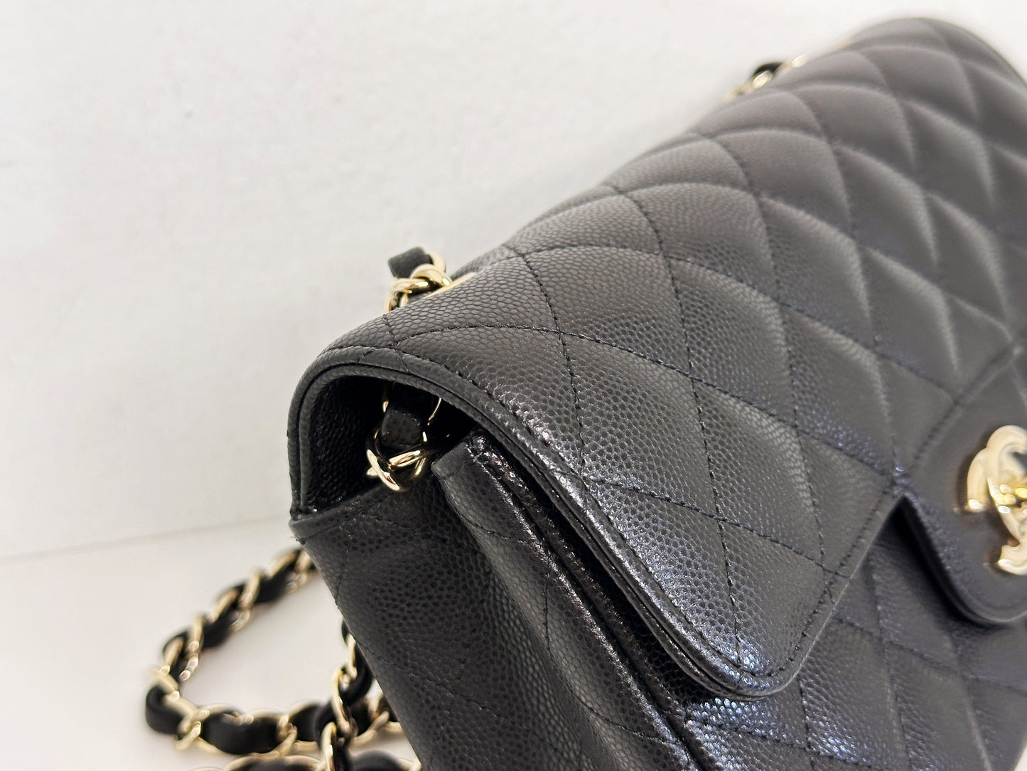 Chanel Caviar Classic Quilted Mini Rectangular Flap black GHW 2353 holo card