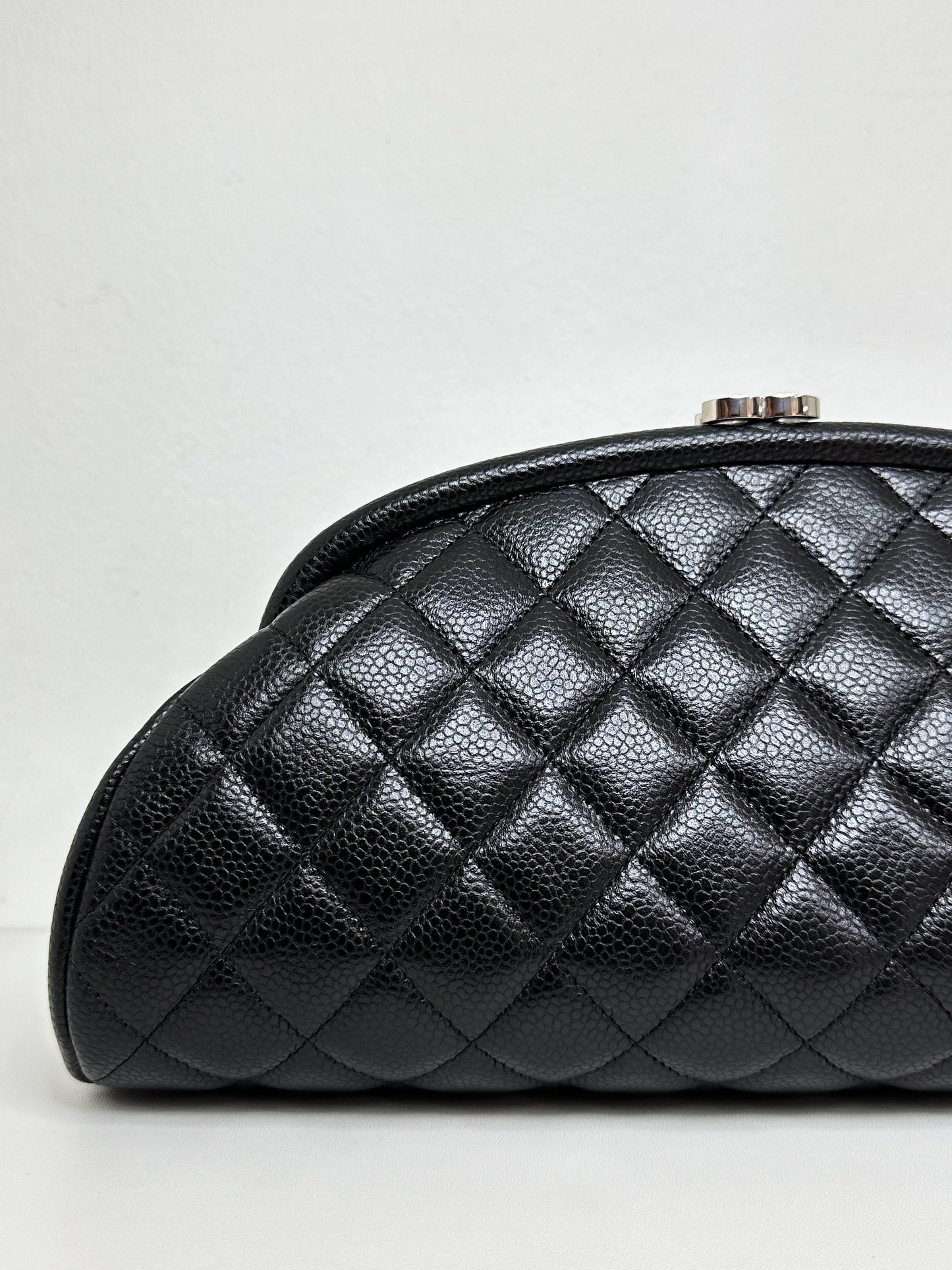 Chanel Quilted Timeless Kisslock Clutch Black Caviar SHW 1915 holo card