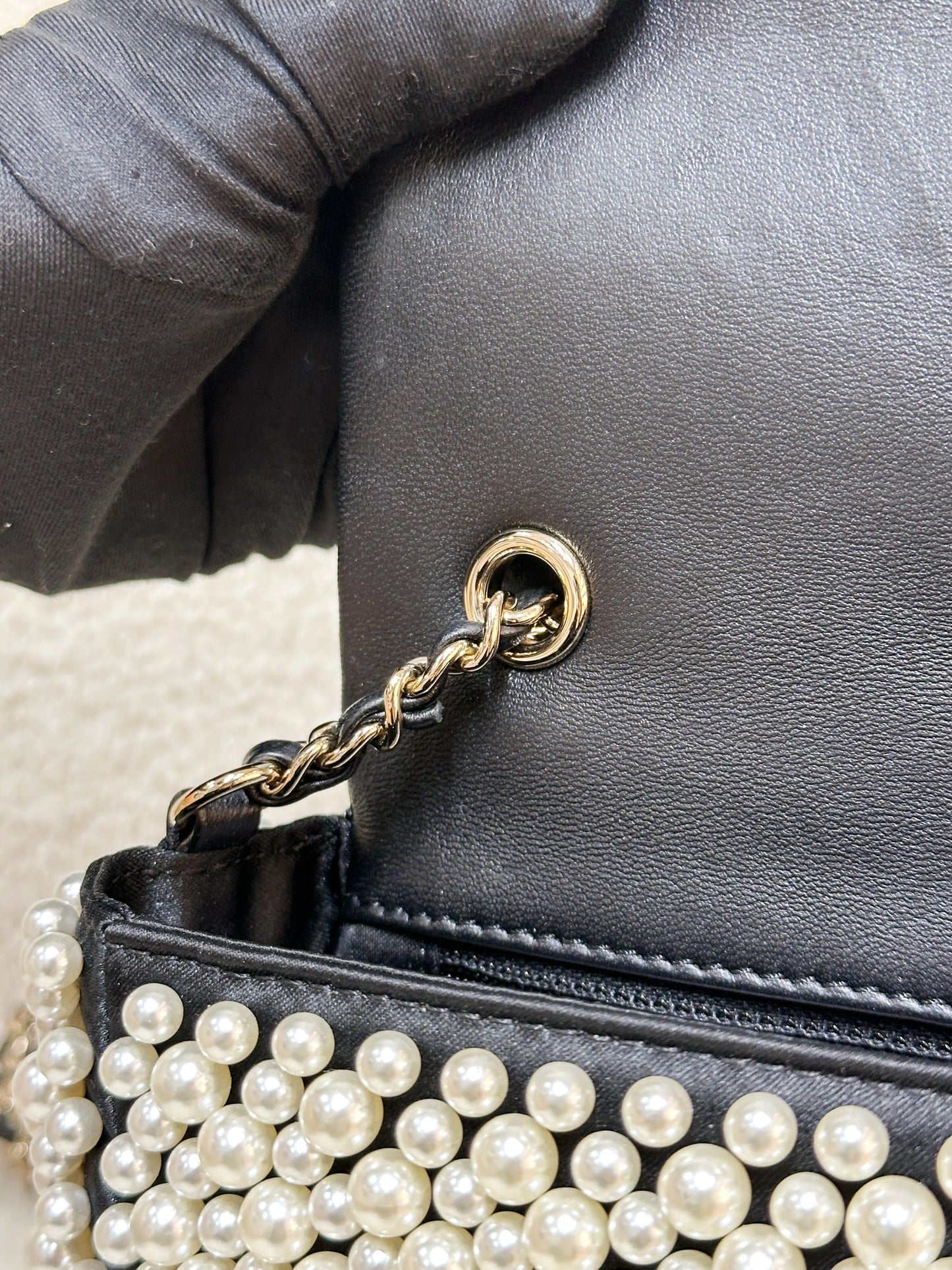 Chanel 19S Pearl On Flap Mini Rectangular Bag LGHW 2750 holo card