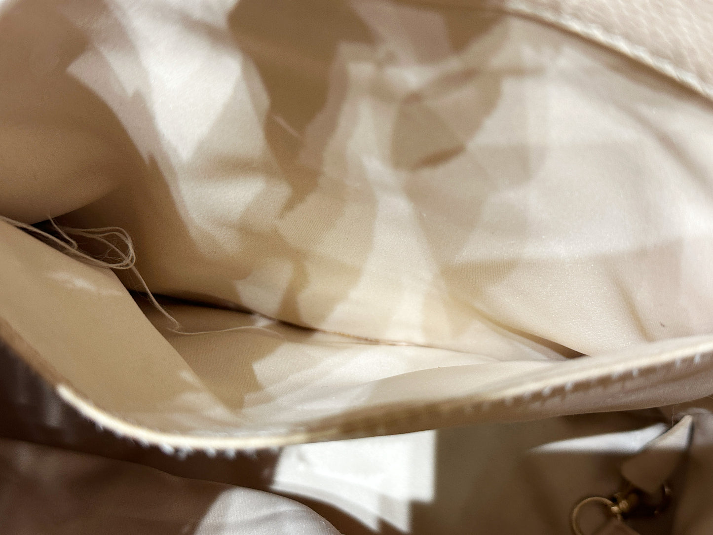 Chanel Caviar Quilted Petit Shopping Tote PST Beige GHW 1551 holo