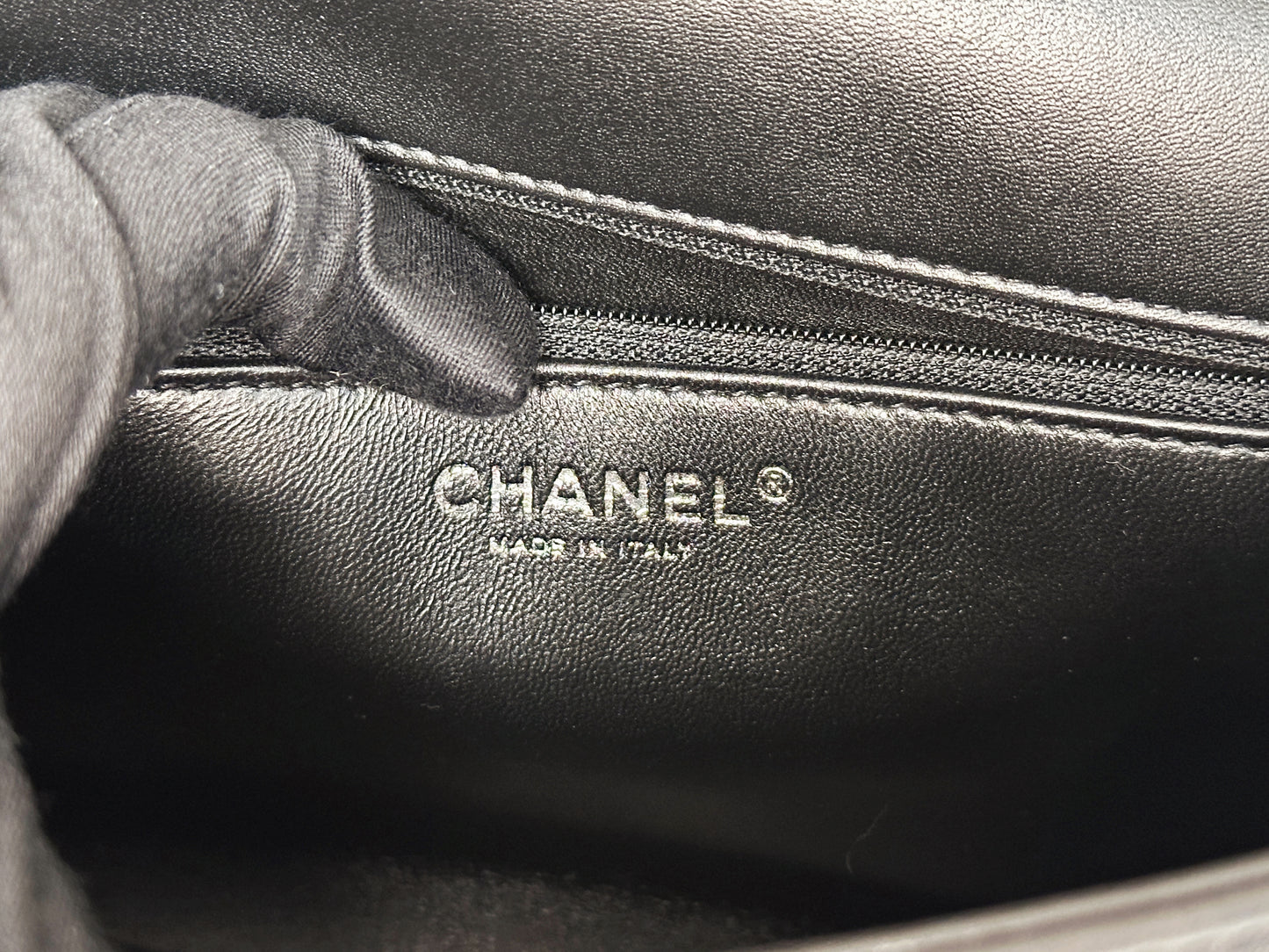 Chanel Jumbo Classic Flap  Maxi Pop Art No. 5 Caption Comic Lambskin Black Multicolor Bag 2030 holo