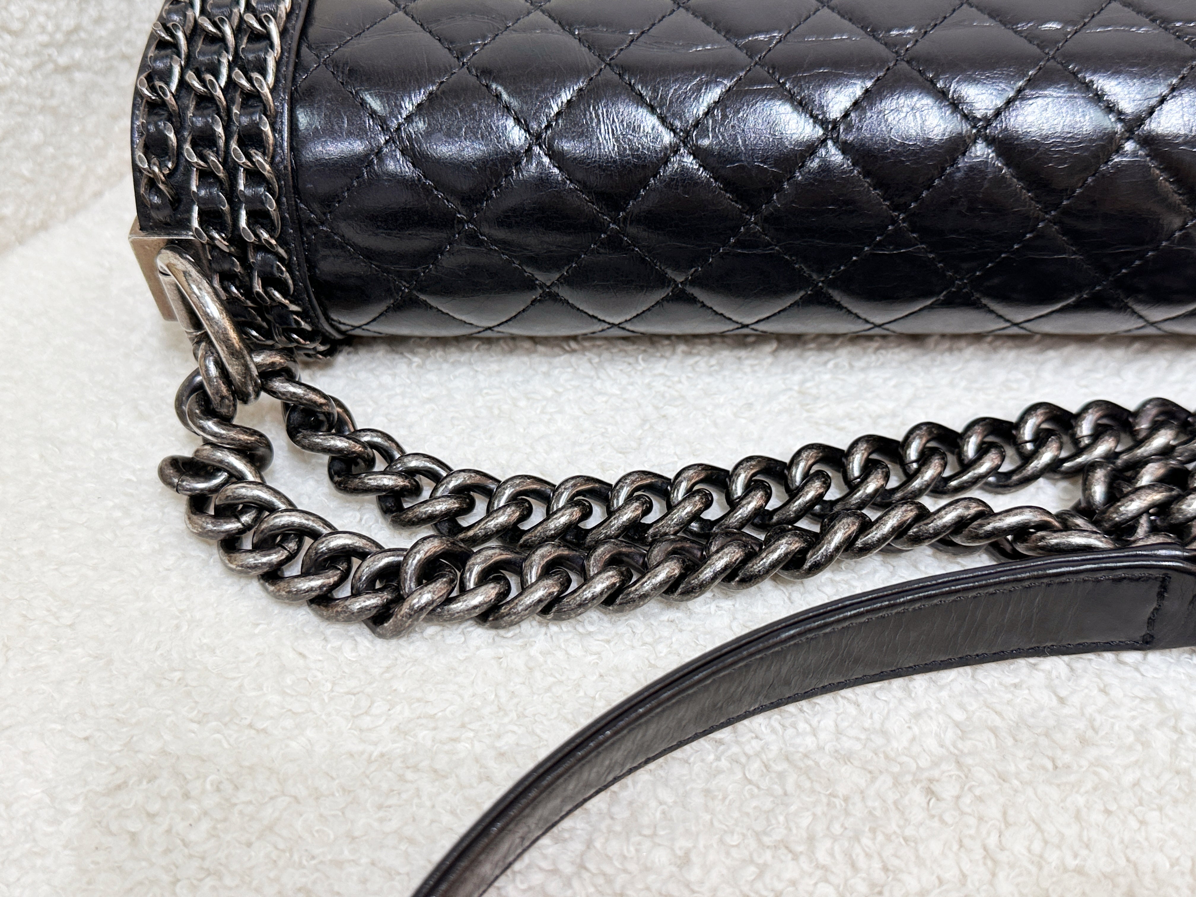 Chanel Boy Black Leather Chain Shoulder Bag 2099 holo card