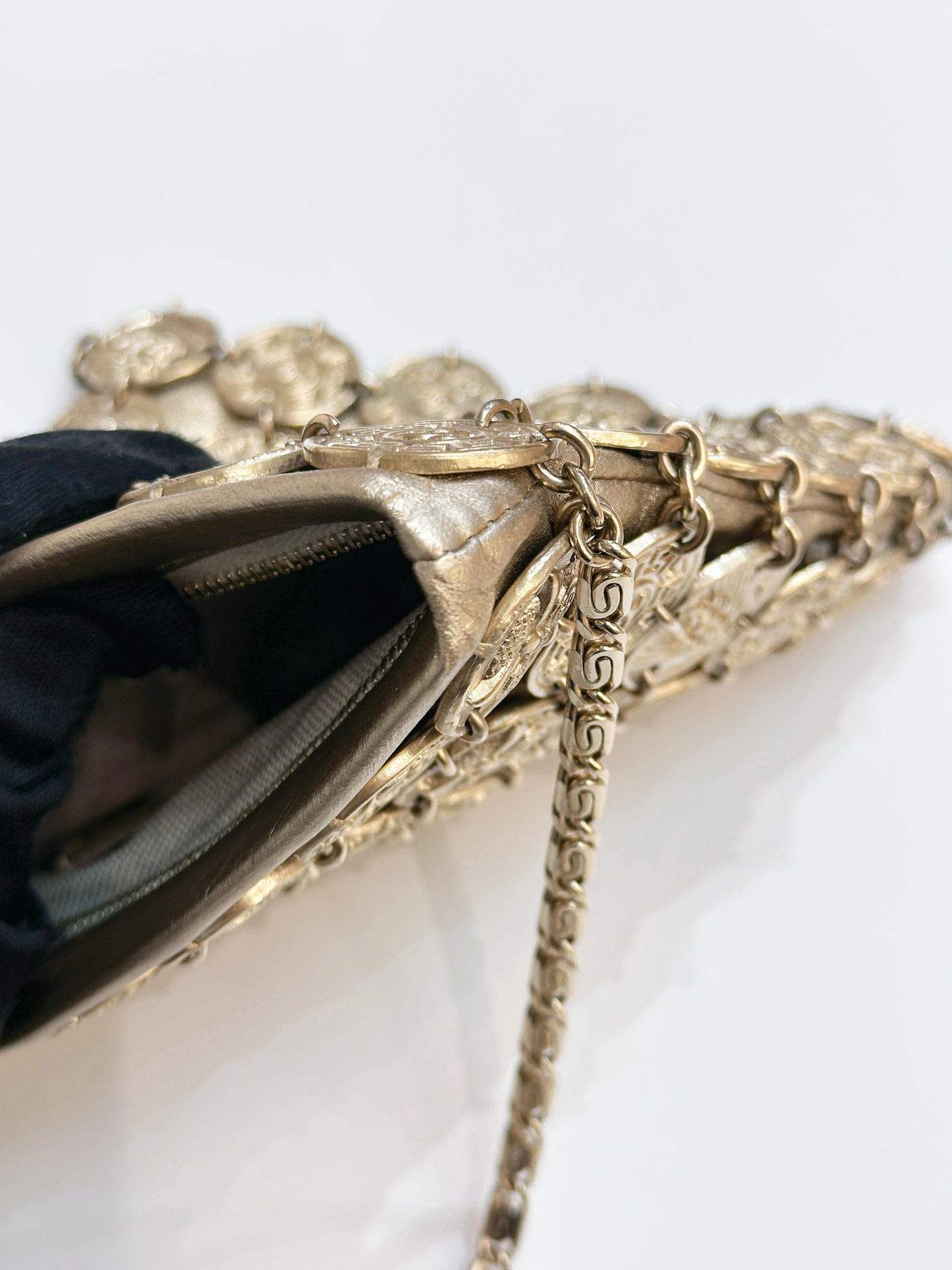 Chanel 18C Gold Medal Evening in Greece Bag Style 2488 holo card
