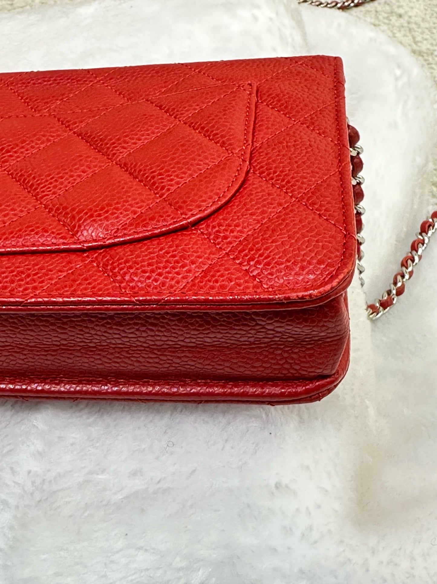 Chanel Caviar Quilted Wallet on Chain WOC Red 1874 holo card