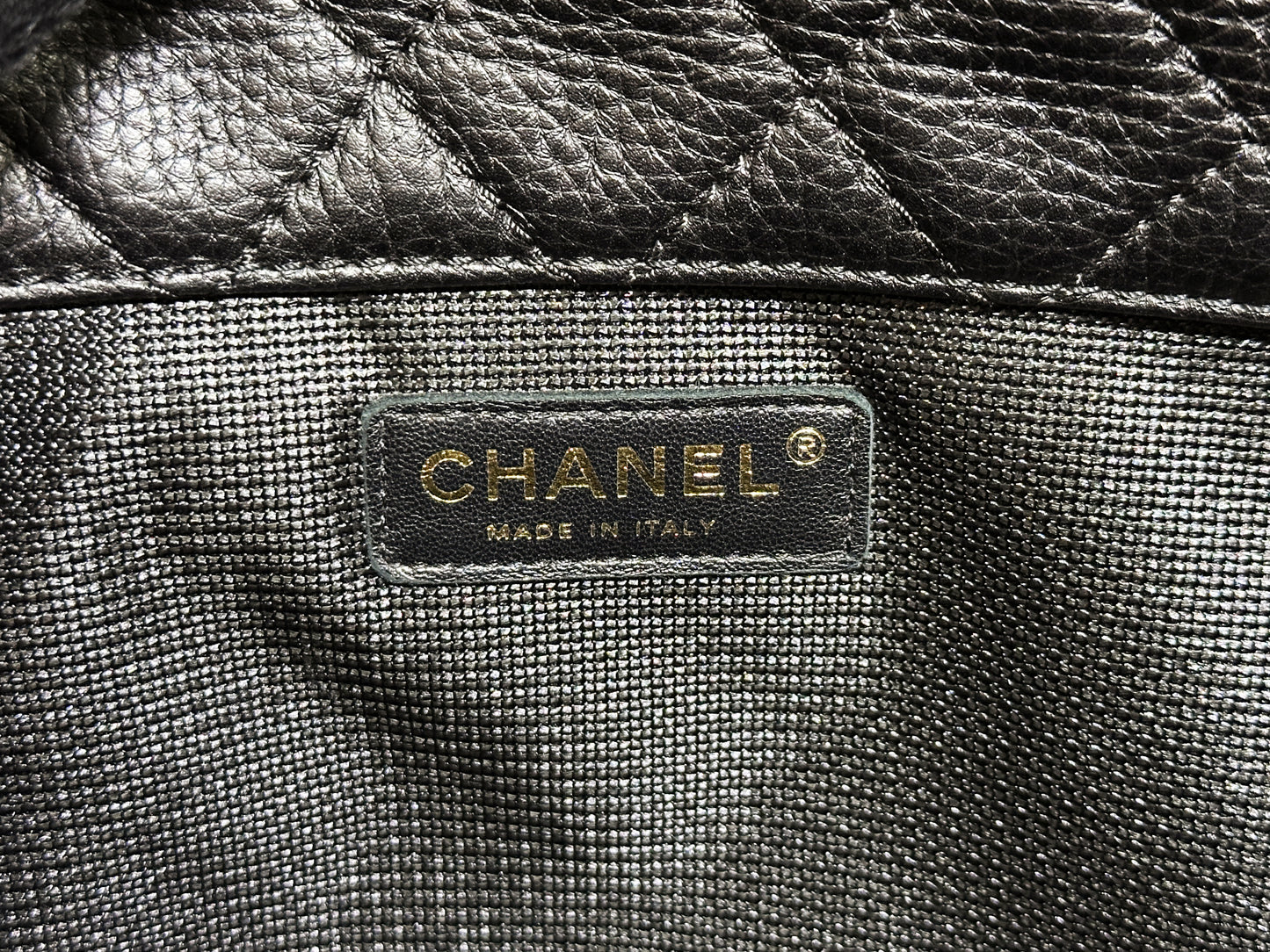 Chanel 2017 Calfskin Quilted XXL Travel Flap shoulder bag Black GHW 2354 holo card