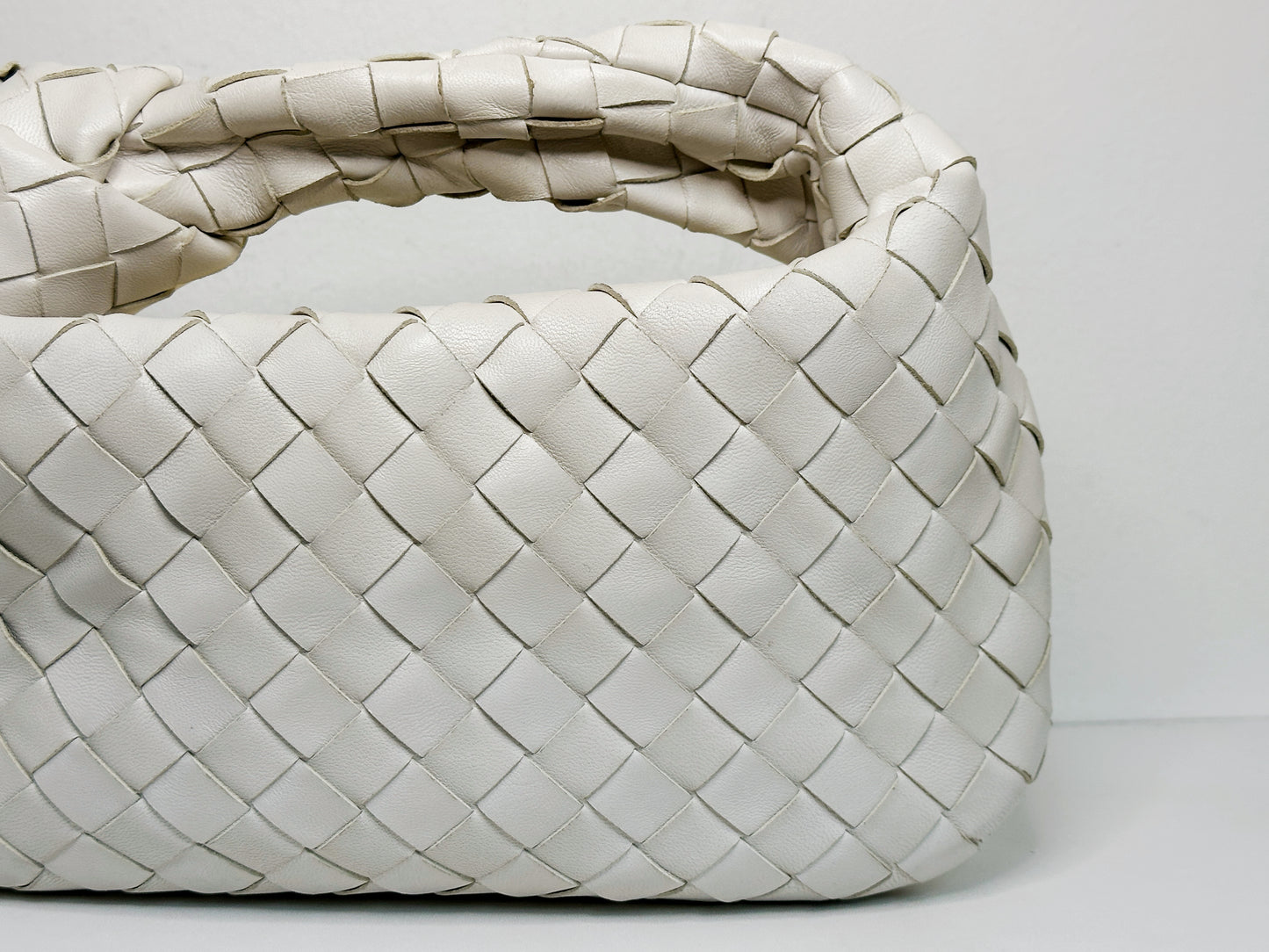 Bottega Veneta White Intrecciato Leather Mini Jodie Bag