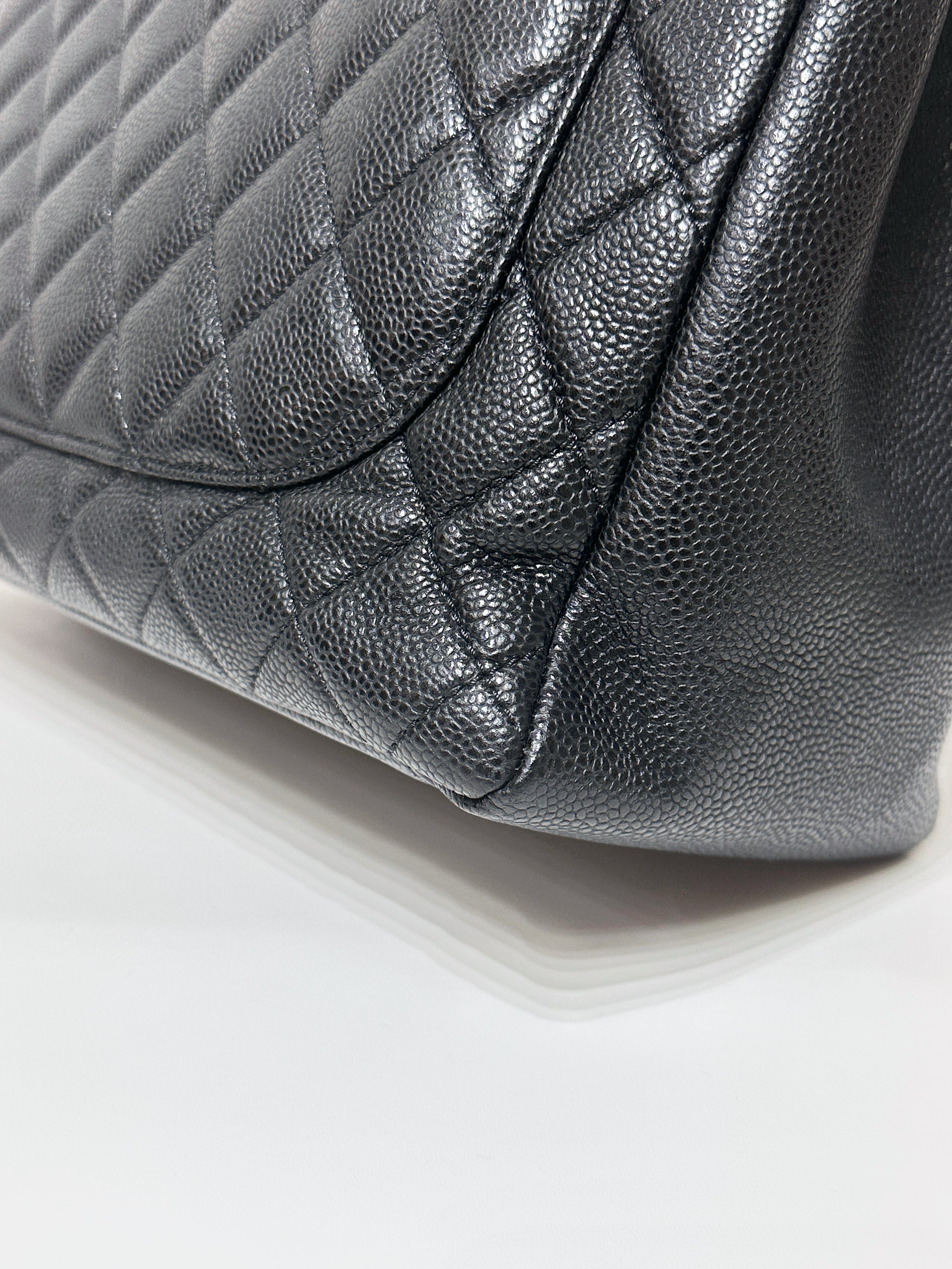 Chanel Caviar Grand Shopping Tote GST Black GHW 1640 holo card