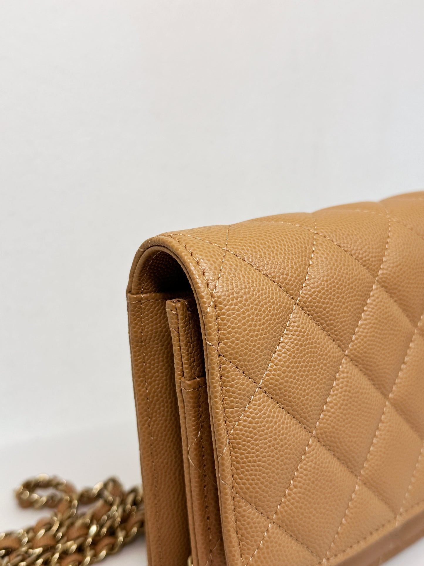 Chanel 23P Caramel Dark Beige Caviar Classic Quilted Wallet on chain LGHW UK27 microchip