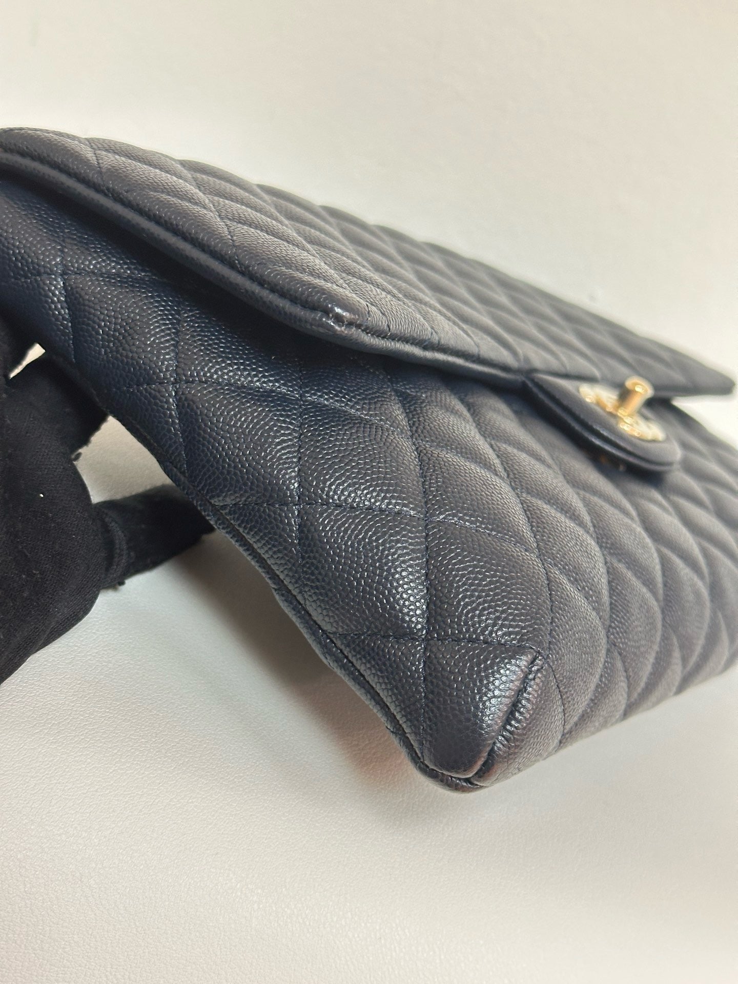 Chanel Quilted Caviar Classic Clutch Navy Blue GHW 2645 holo card