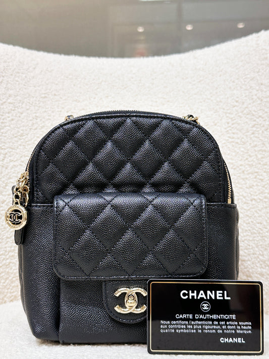 Chanel CC Day Backpack Quilted Caviar Mini Black 268 holo card