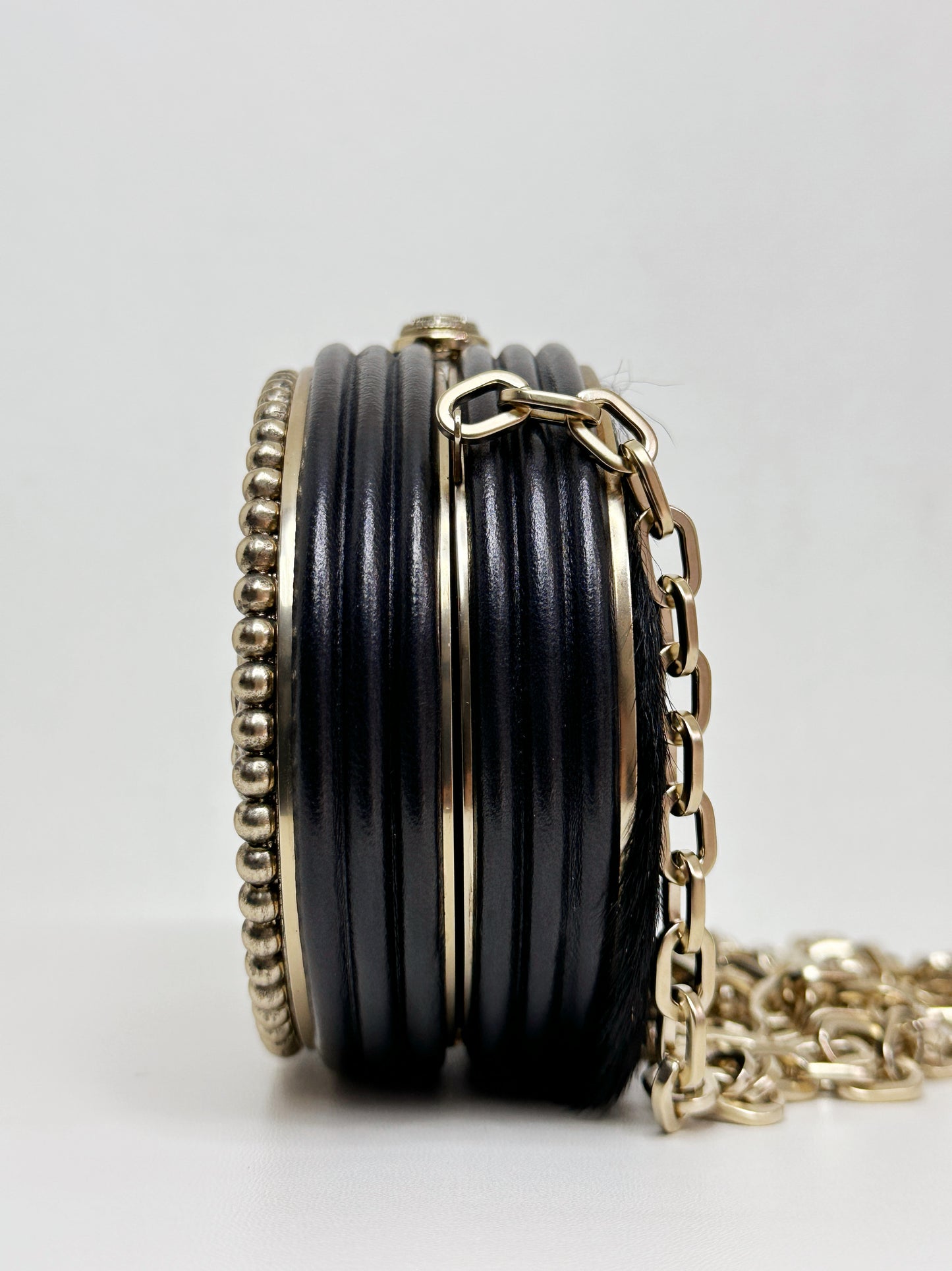 CHANEL 2014 PARIS-DALLAS MINAUDIERE CLUTCH 2018 holo card