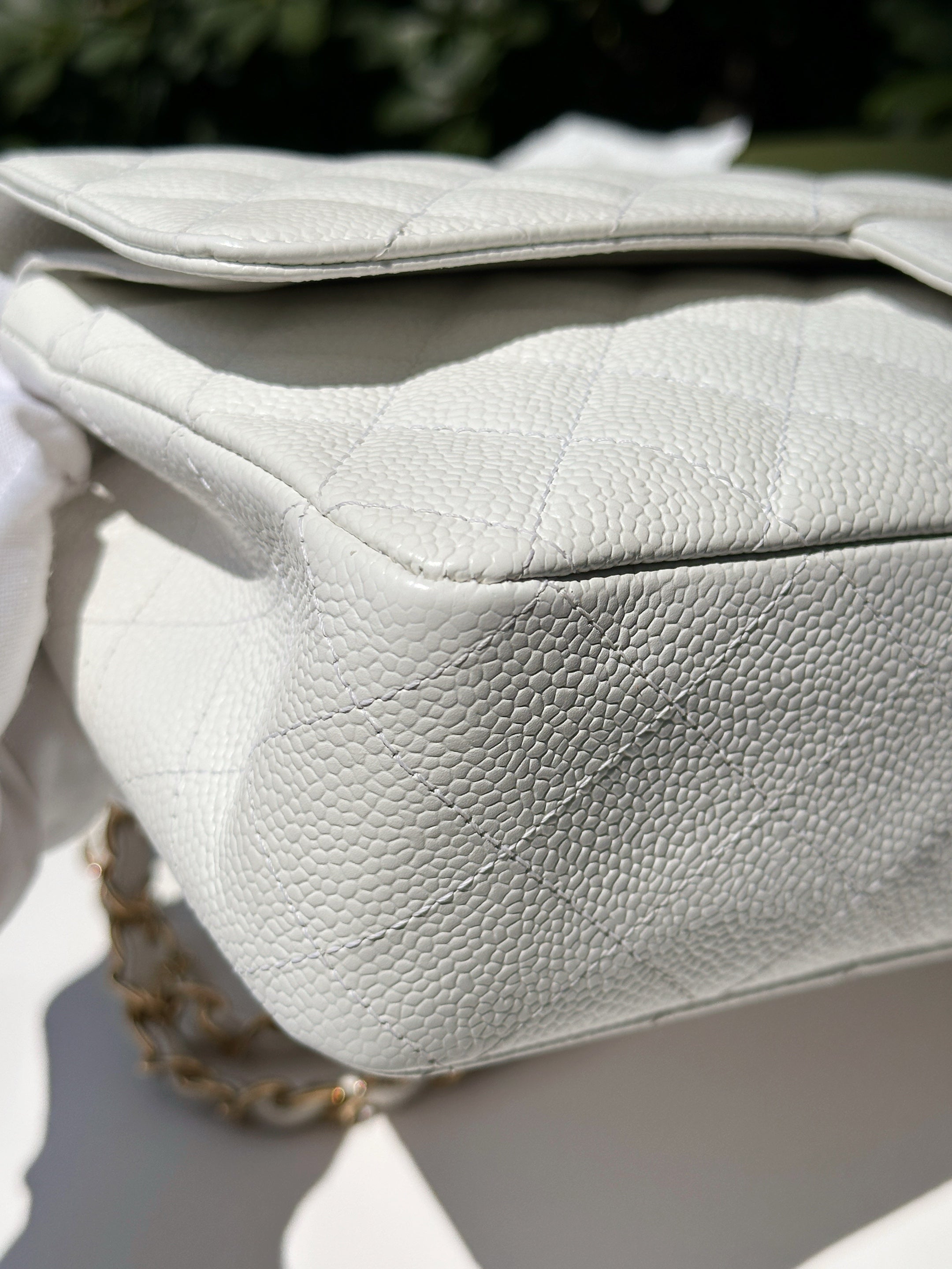 Chanel White Caviar Medium Classic Double Flap Bag 1350 holo