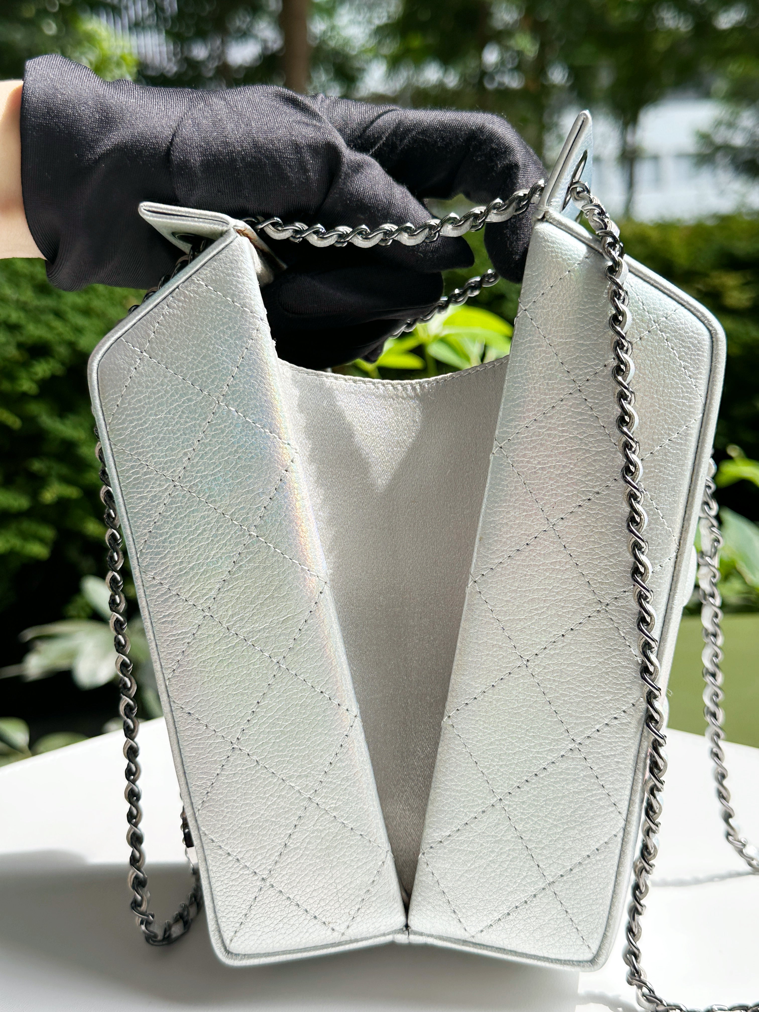 Preloved Authentic CHANEL RARE LIMITED EDITION LAIT DE COCO MILK CARTON BAG 2014