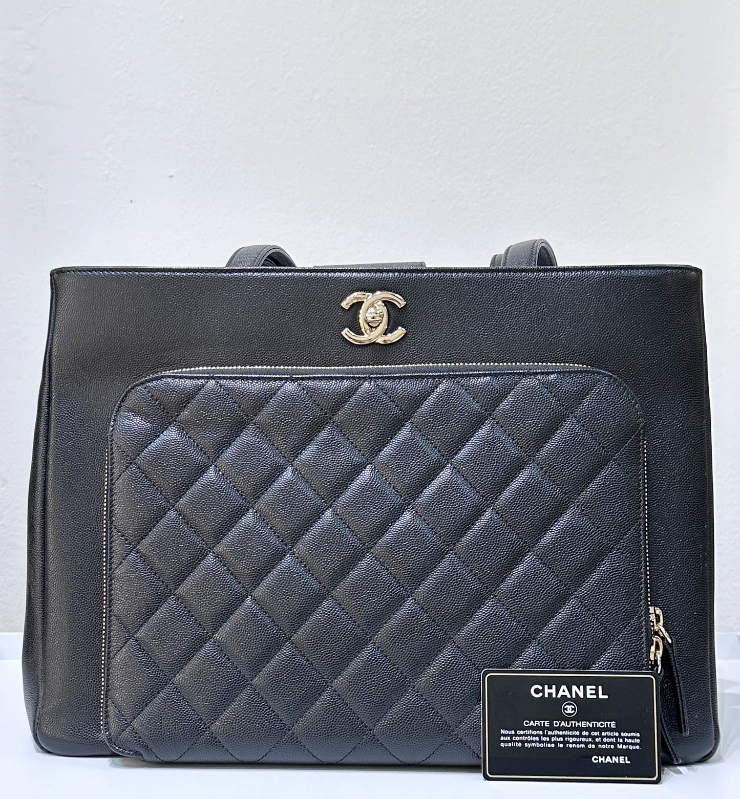 CHANEL Business Affinity Shopping Tote Caviar Black GHW