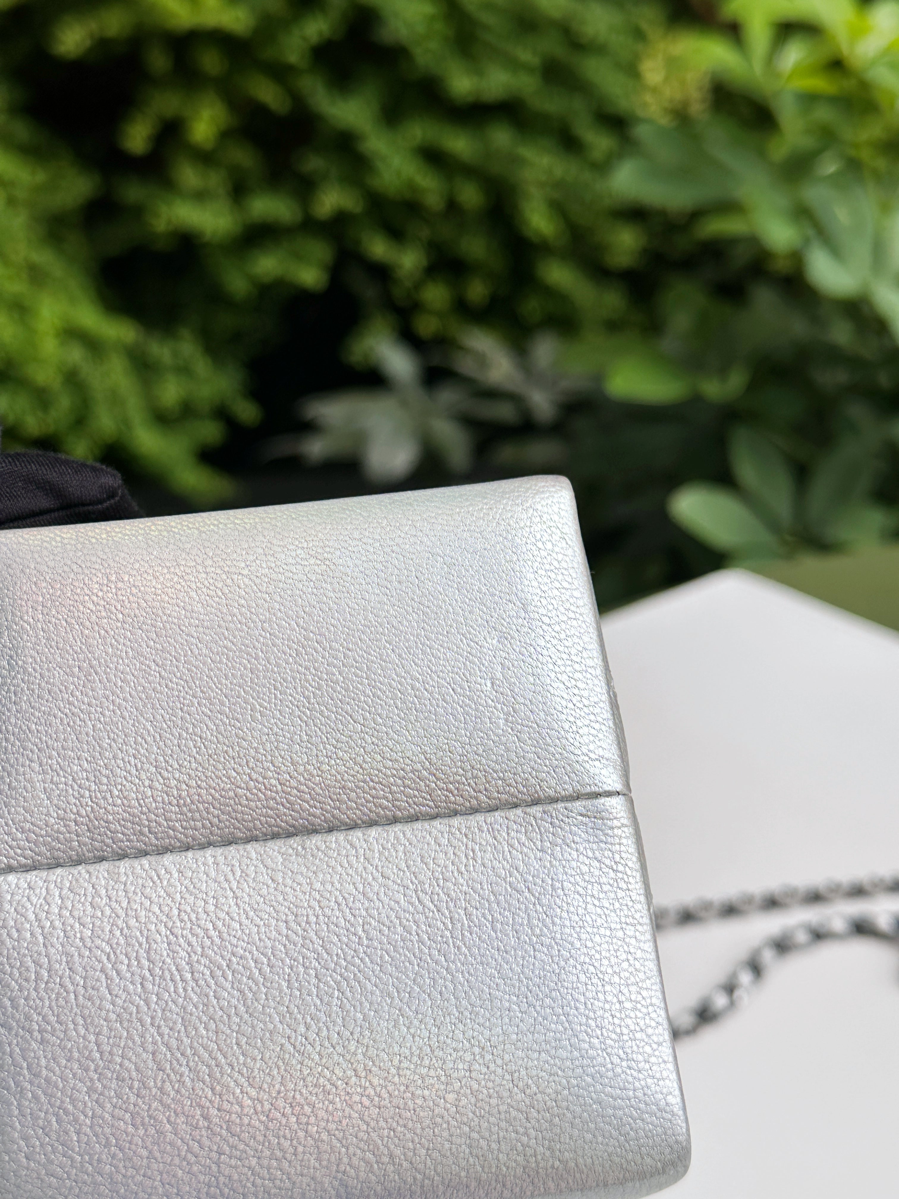 Preloved Authentic CHANEL RARE LIMITED EDITION LAIT DE COCO MILK CARTON BAG 2014