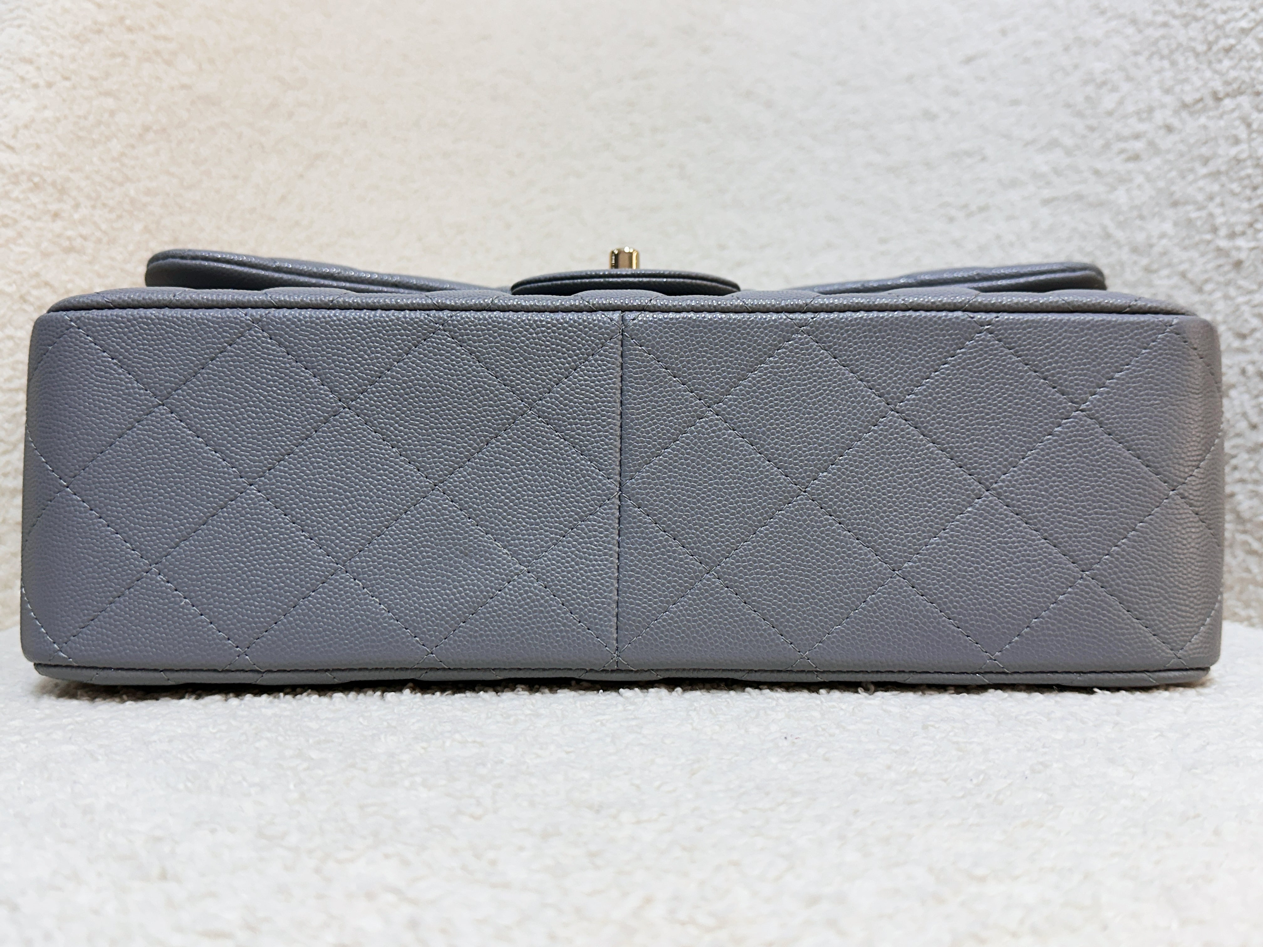 Chanel Jumbo Caviar Classic Quilted Double Flap Bag Light Grey LGHW 2910 holo card