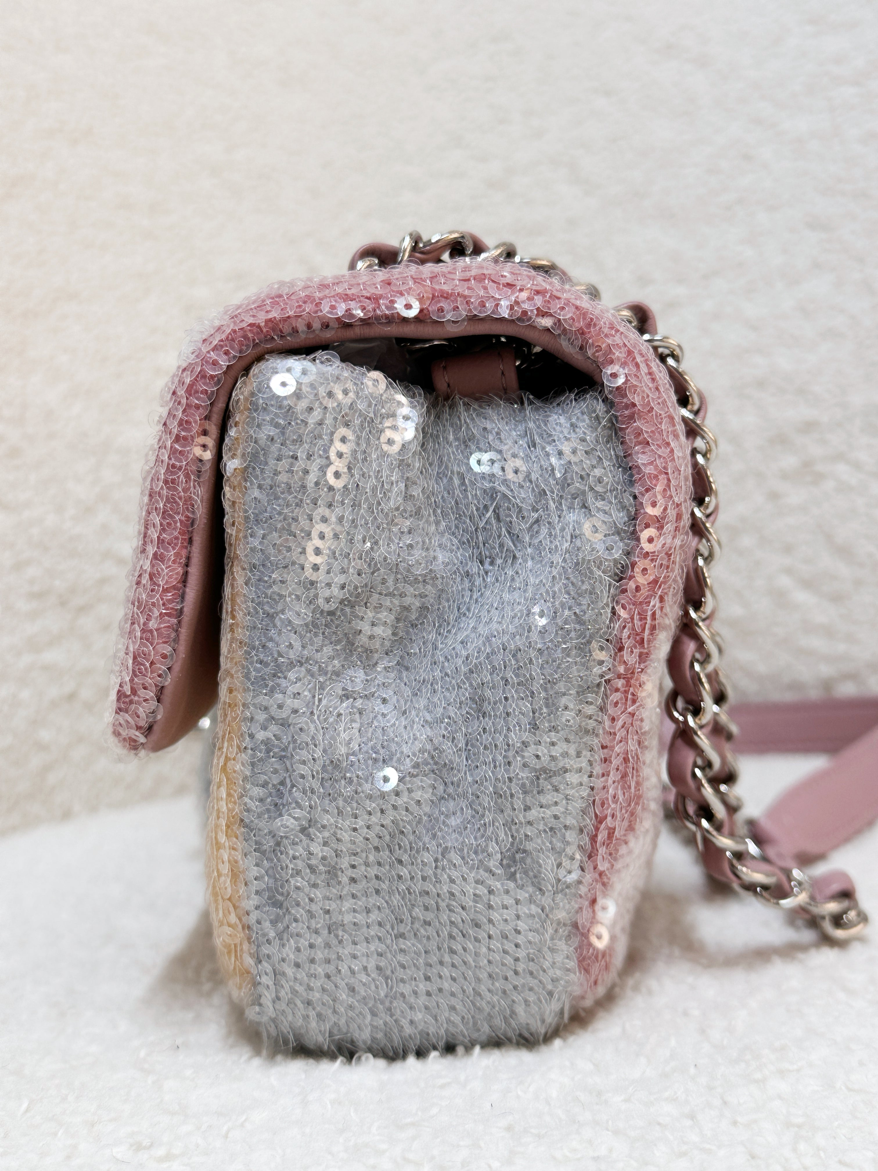 Chanel 18S Sequin Mini Waterfall Flap Pink Blue Yellow 2557 holo card