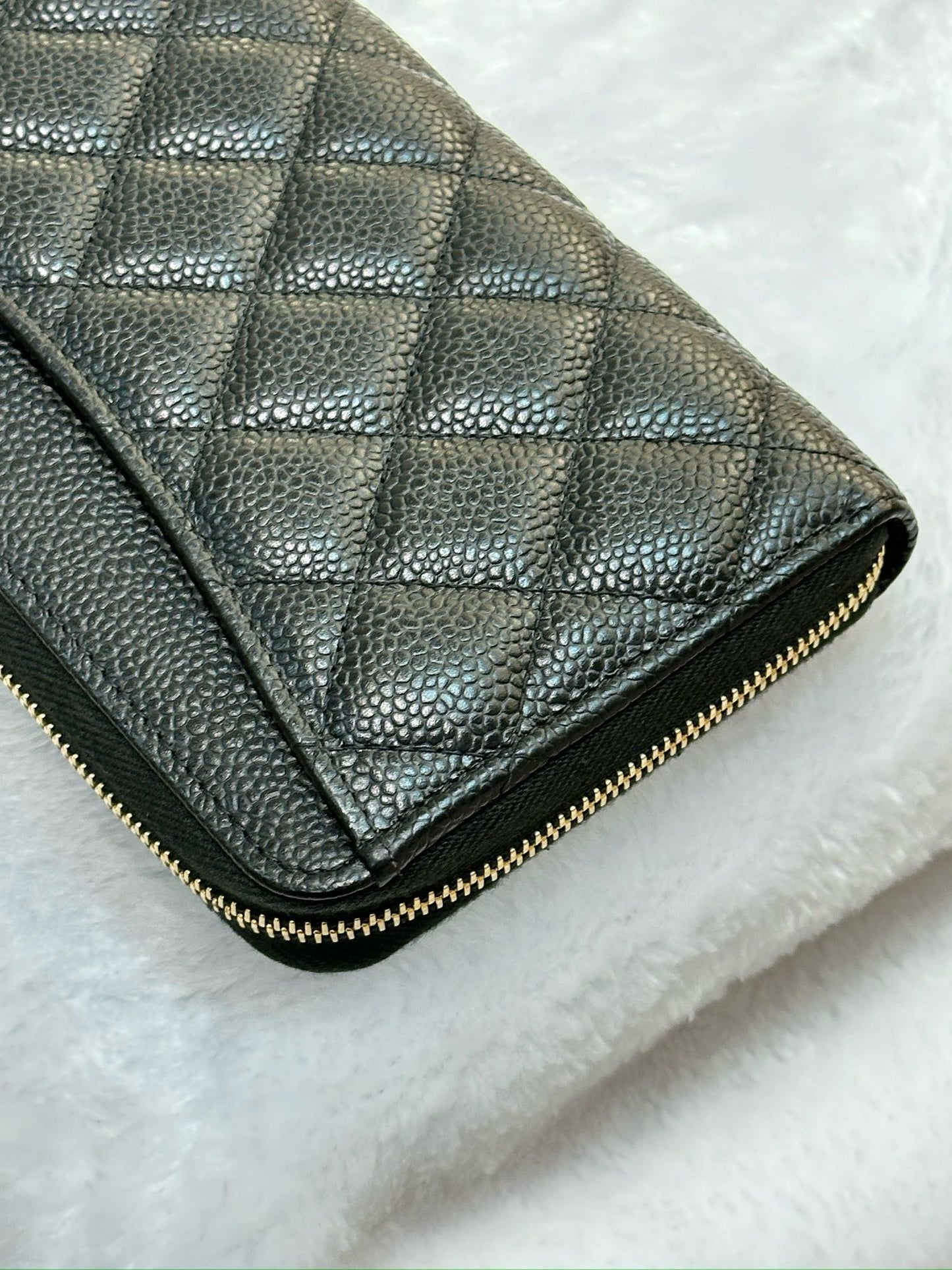 Chanel Caviar Long Zip Wallet Black GHW