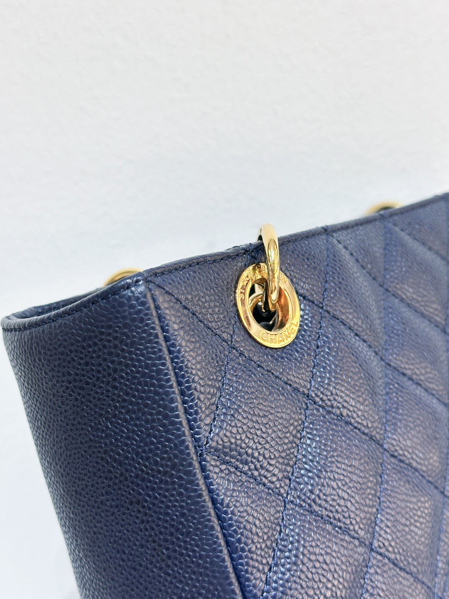 Chanel Caviar Quilted Petit Shopping Tote PST Navy Blue 1898 holo card