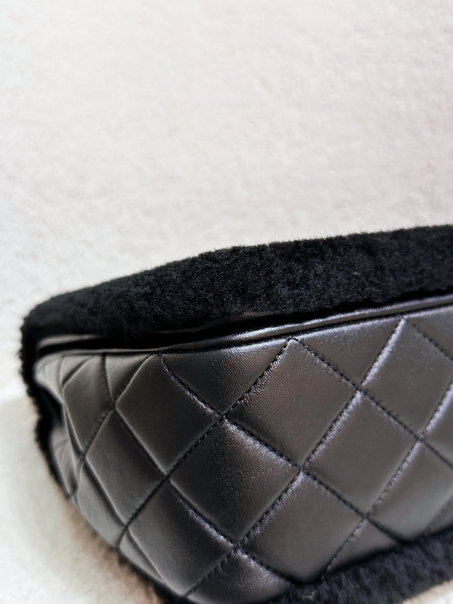 Chanel Jumbo Classic Flap  Maxi Pop Art No. 5 Caption Comic Lambskin Black Multicolor Bag 2030 holo