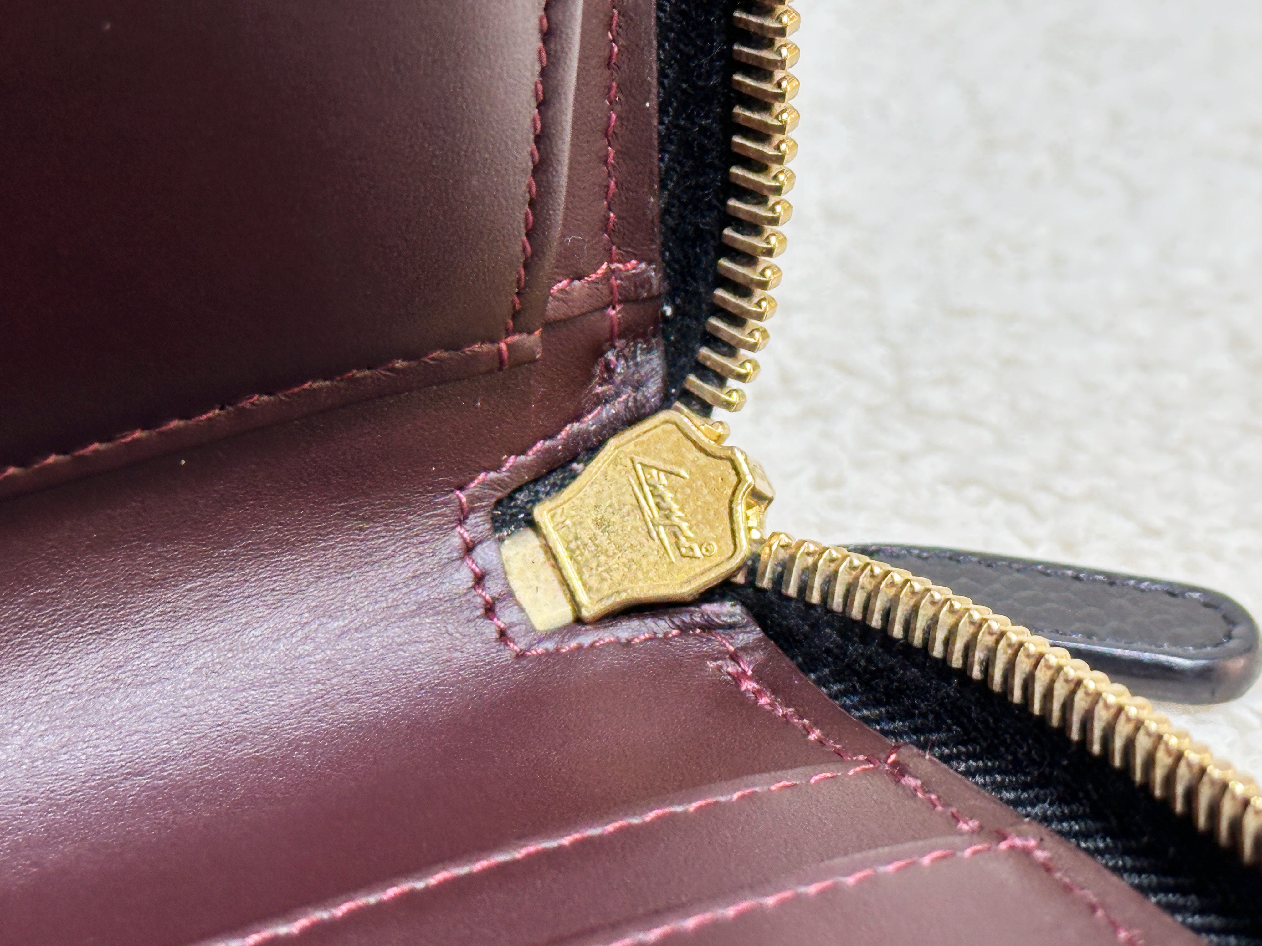 Chanel Quilted Cc XL Zip Wallet Black Caviar GHW 2000 holo card