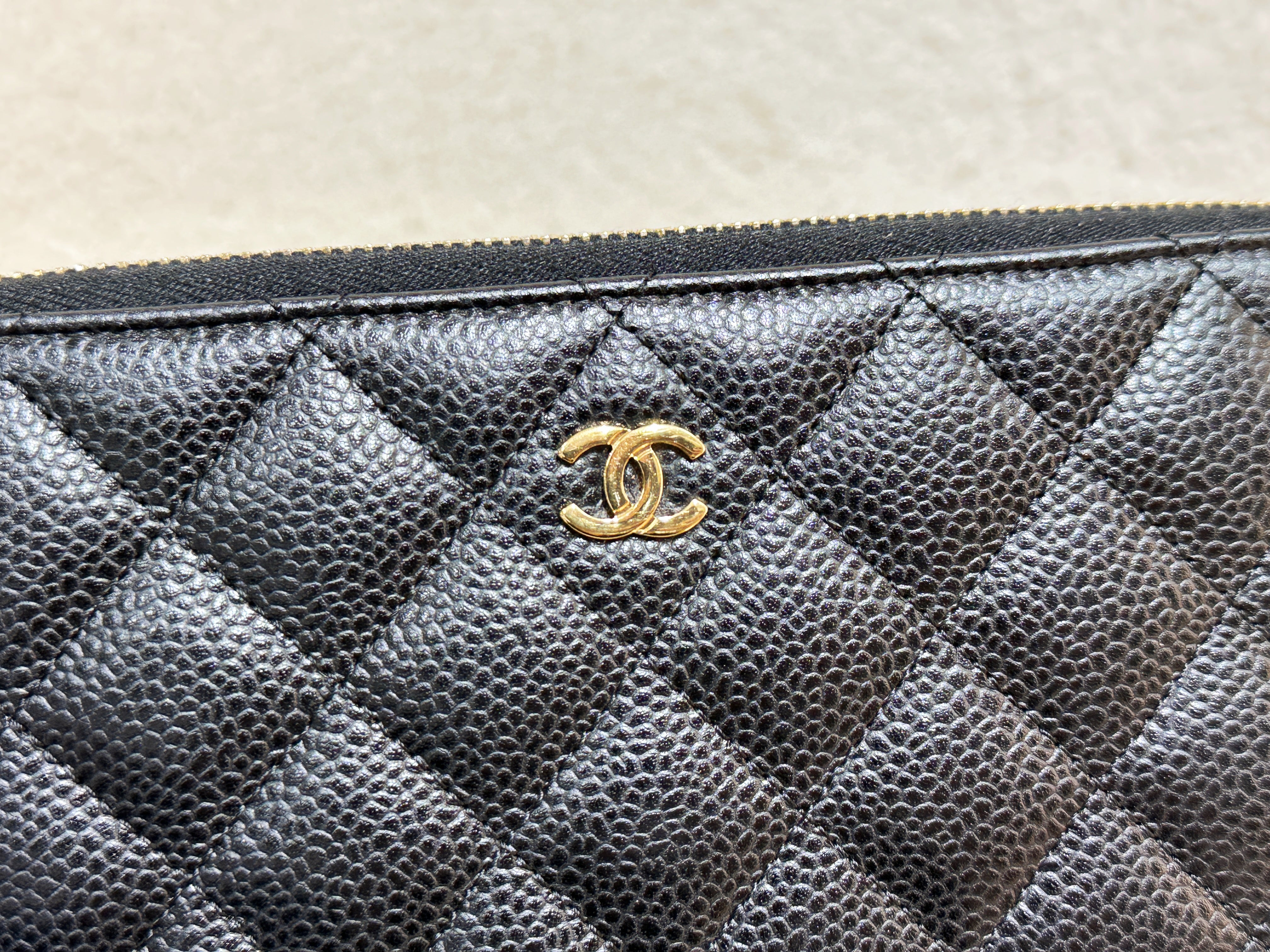 Chanel Quilted Cc XL Zip Wallet Black Caviar GHW 2000 holo card