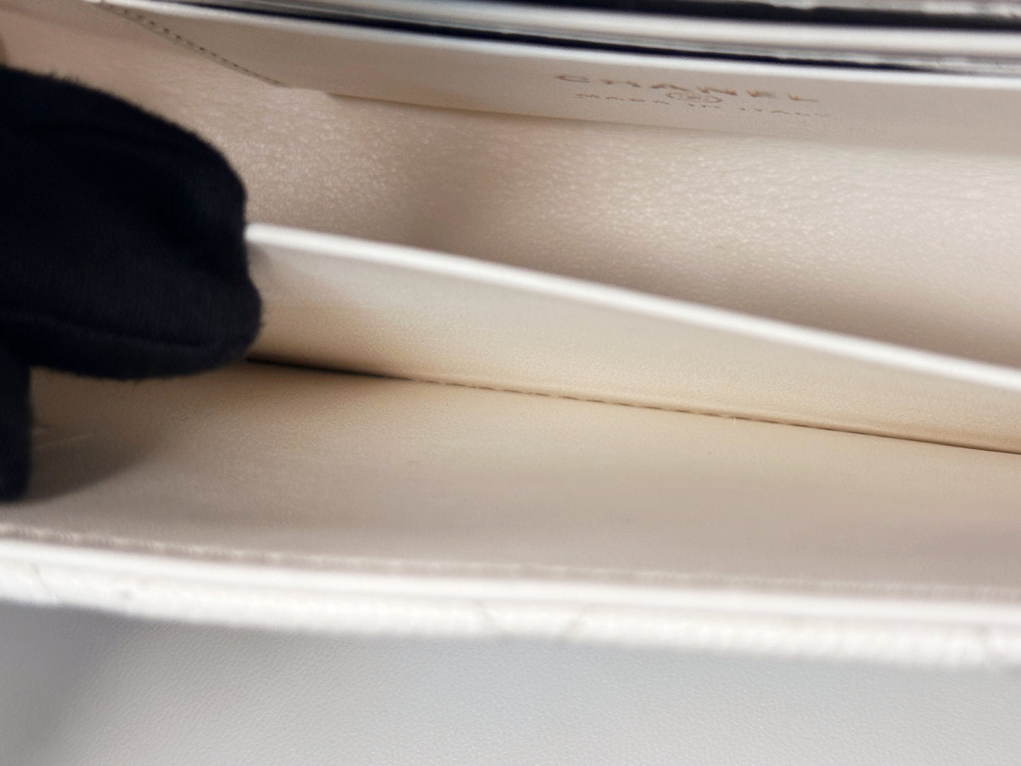 Chanel 23P Top Handle Kelly Clutch with Chain in White Caviar GHW