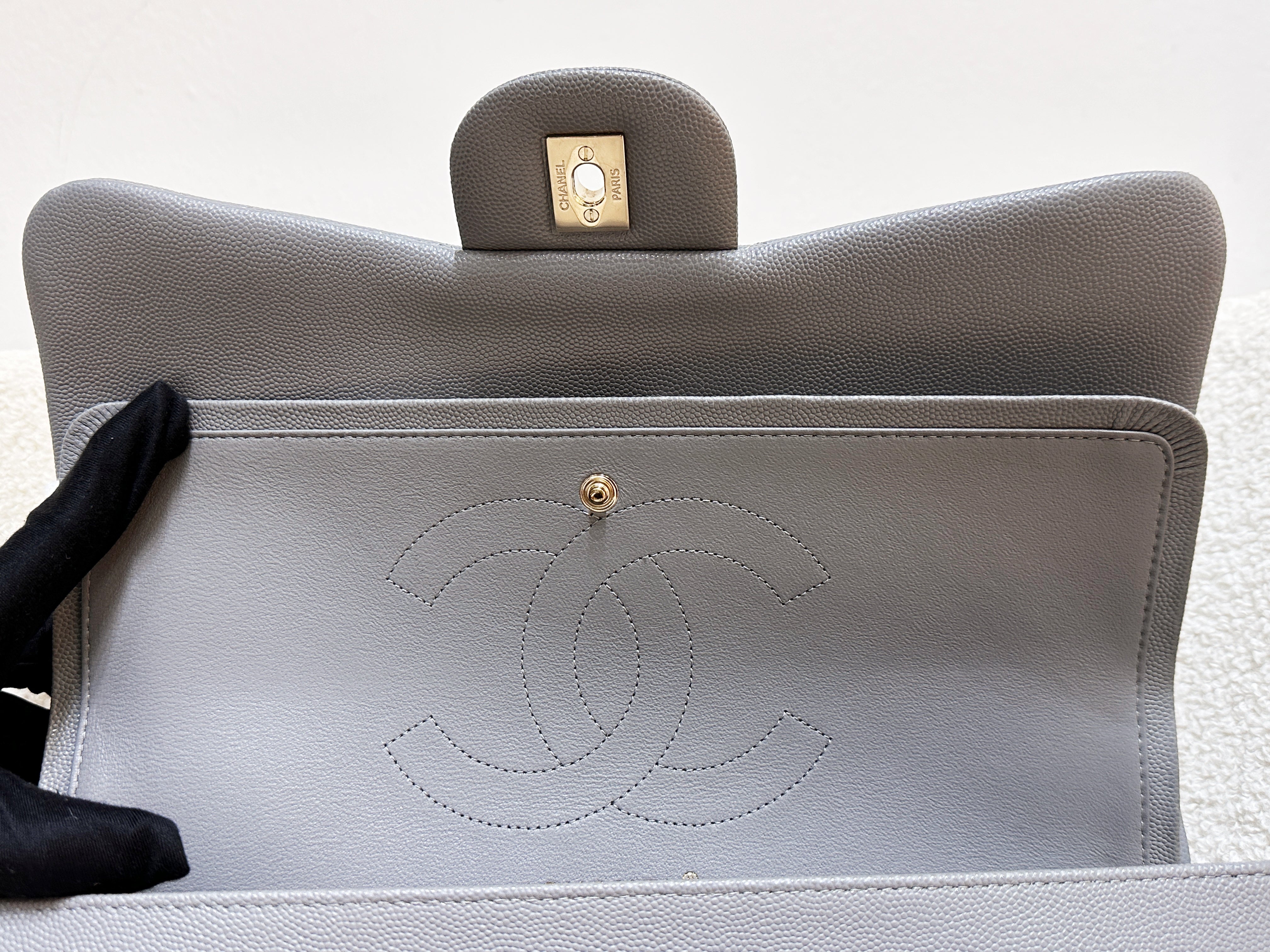 Chanel Jumbo Caviar Classic Quilted Double Flap Bag Light Grey LGHW 2910 holo card