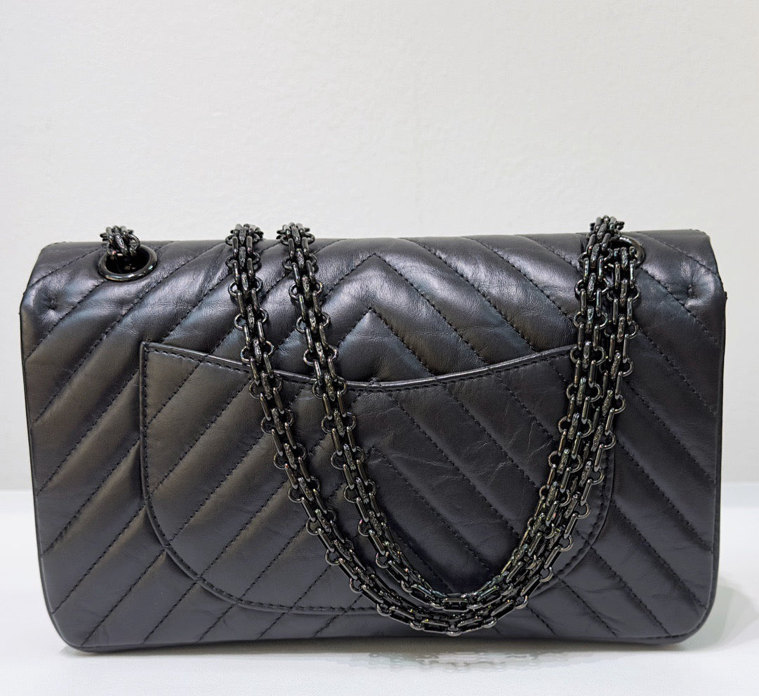 Chanel Small Aged Calfskin Chevron Quilted 2.55 Reissue 225 Flap So Black