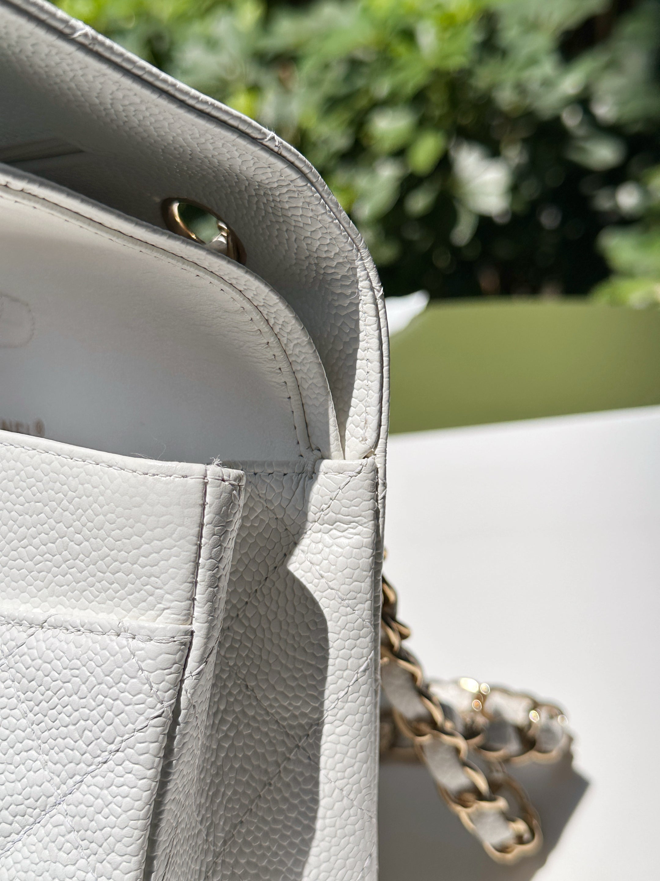 Chanel White Caviar Medium Classic Double Flap Bag 1350 holo