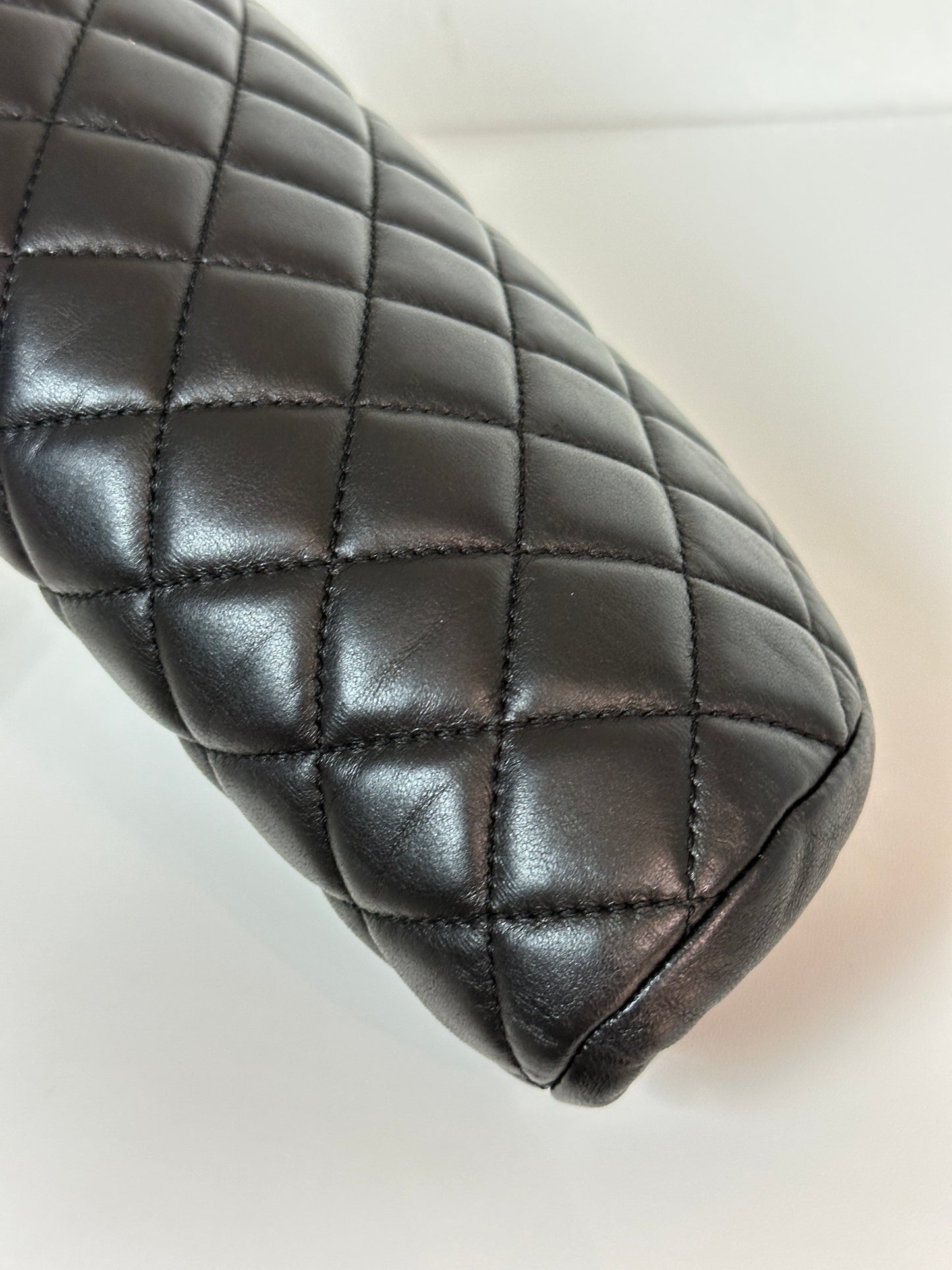 Chanel Quilted Timeless Kisslock Clutch Black Lambskin SHW 1577 holo