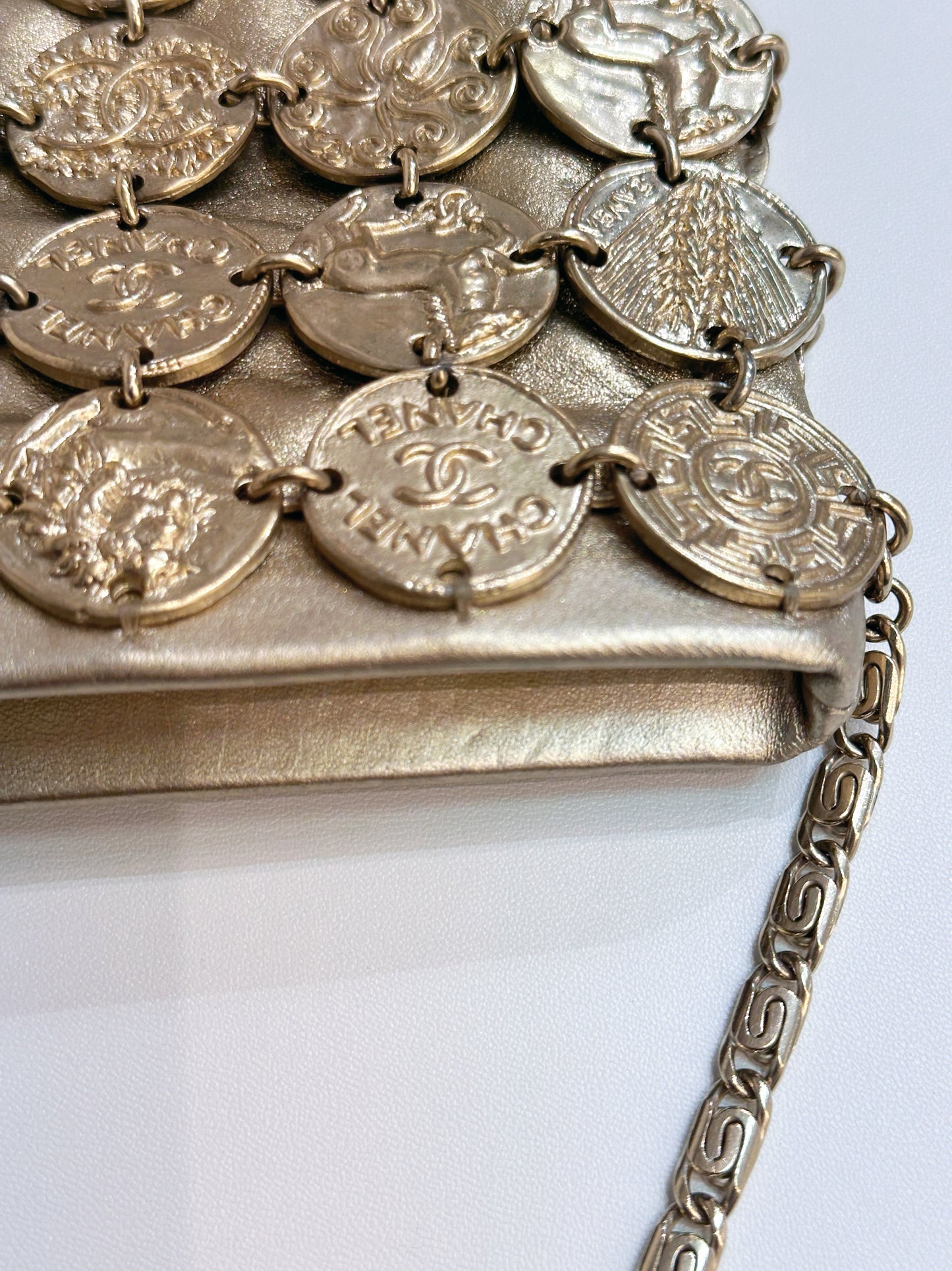 Chanel 18C Gold Medal Evening in Greece Bag Style 2488 holo card