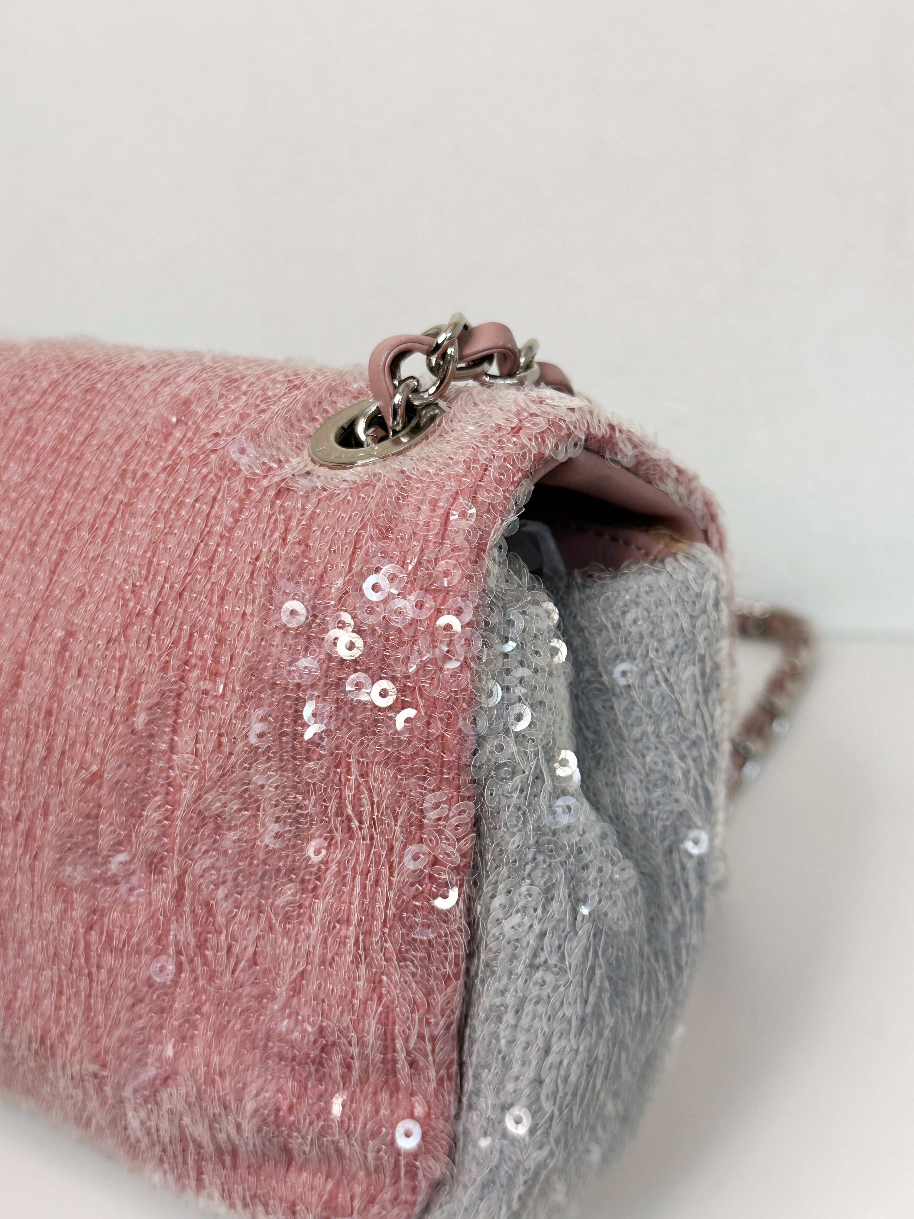 Chanel 18S Sequin Mini Waterfall Flap Pink Blue Yellow 2557 holo card