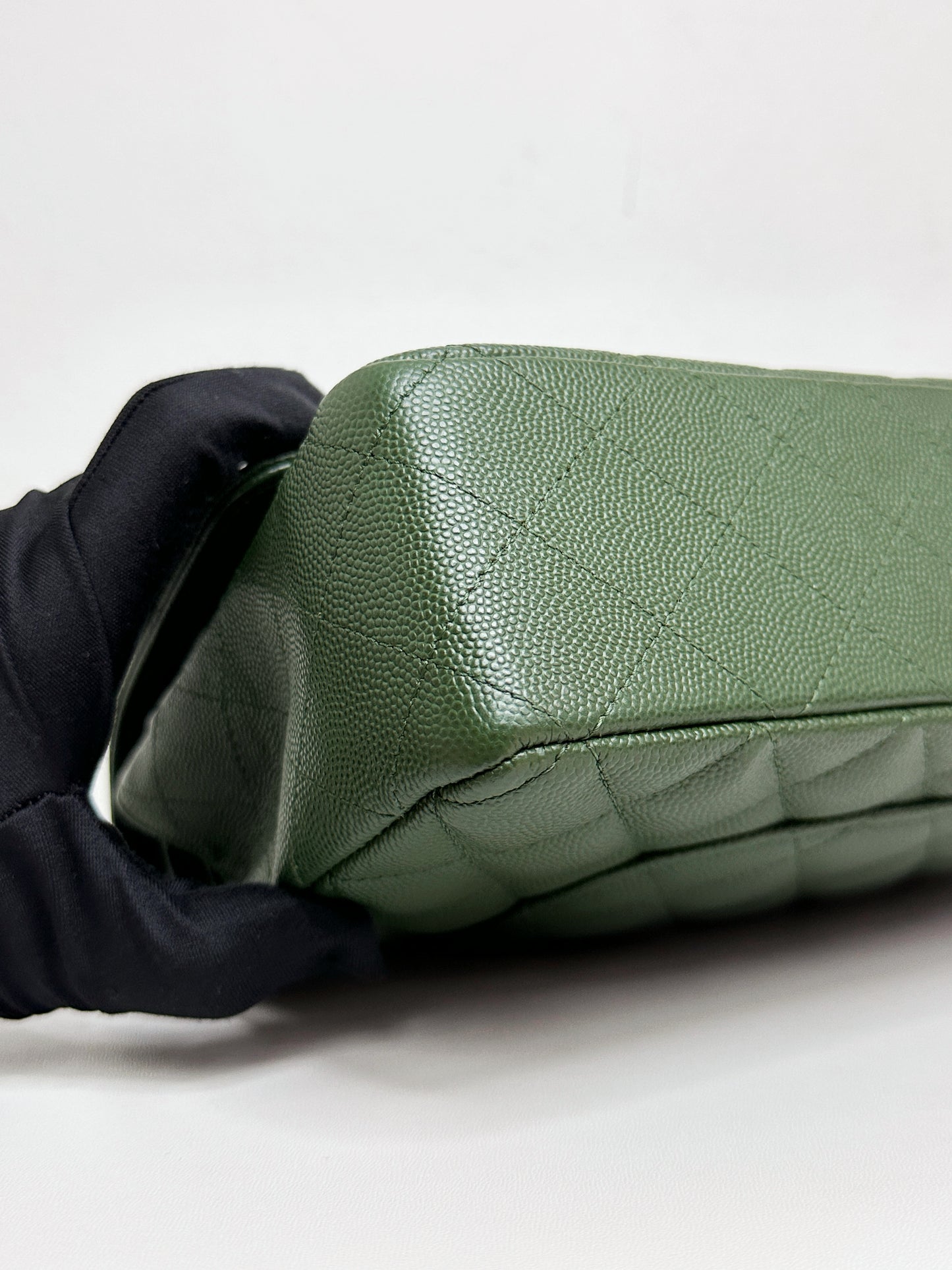 Chanel Medium Classic Quilted Double Flap Bag Green 2517 holo