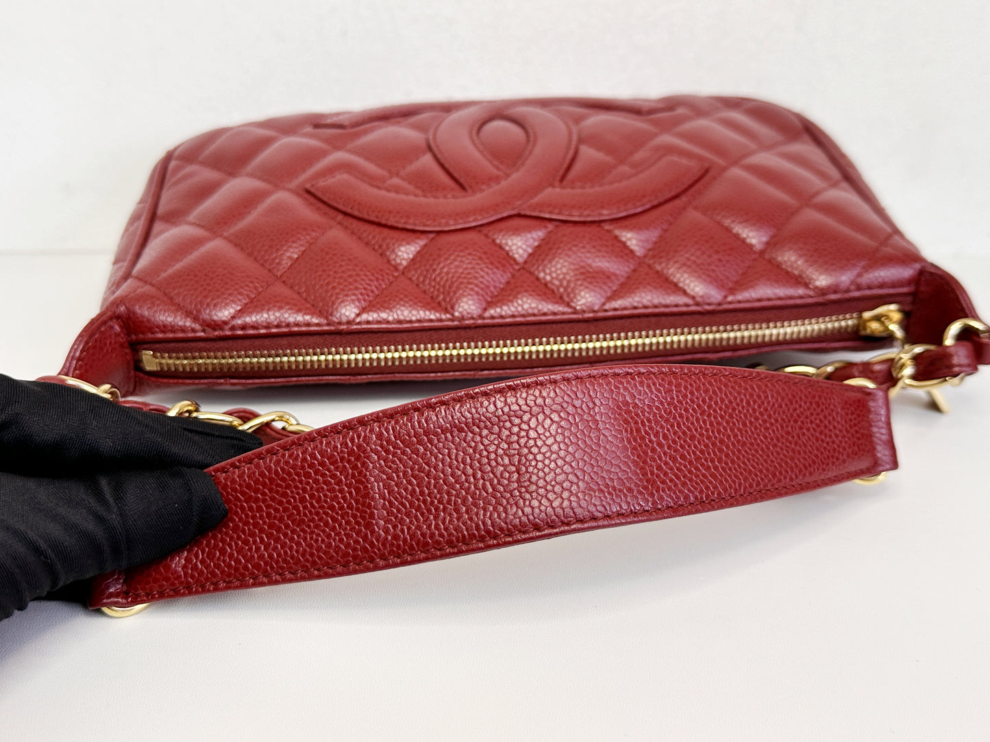 Chanel Small Caviar Quilted Pochette Shoulder Bag Red GHW