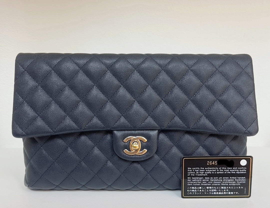 Chanel Quilted Caviar Classic Clutch Navy Blue GHW 2645 holo card