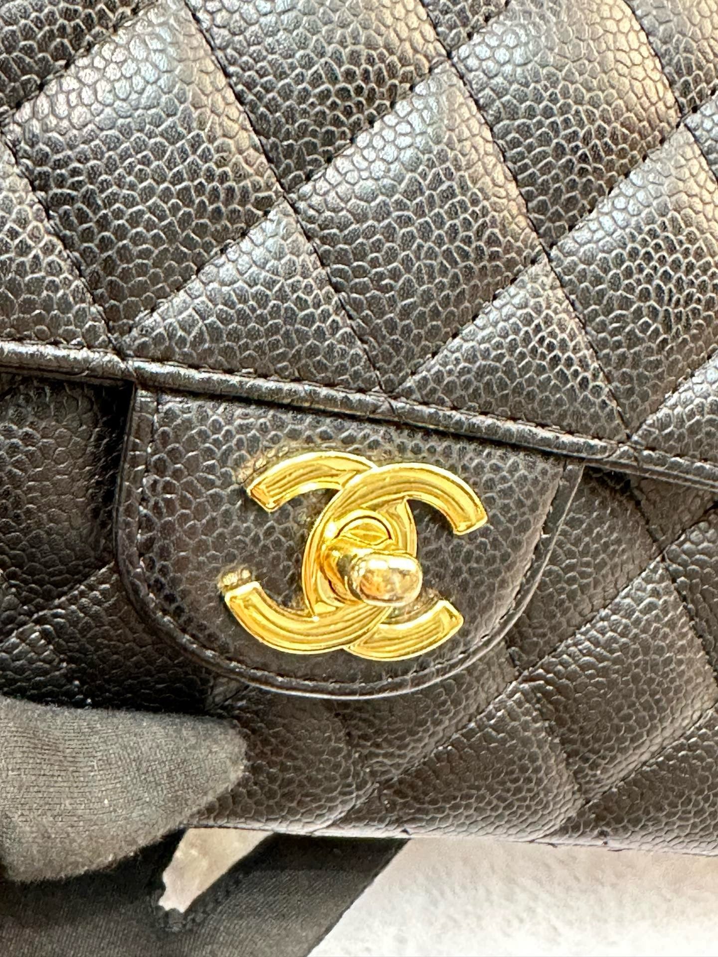 Chanel Caviar East West Flap Bag Black GHW  holo 1304 db