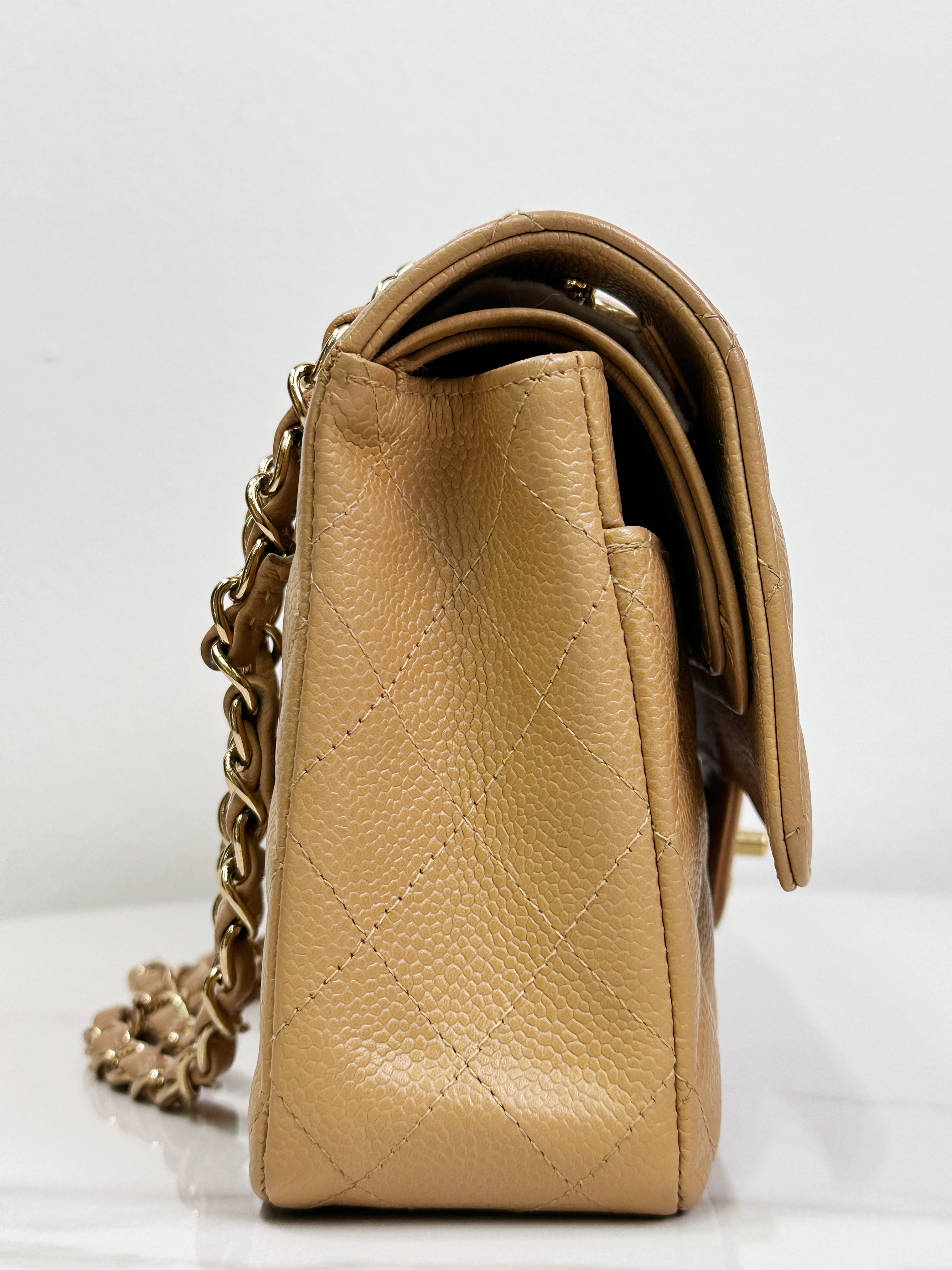 Preloved Authentic Chanel Vintage 24kGold Medium Caviar Quilted Double Flap Beige Bag