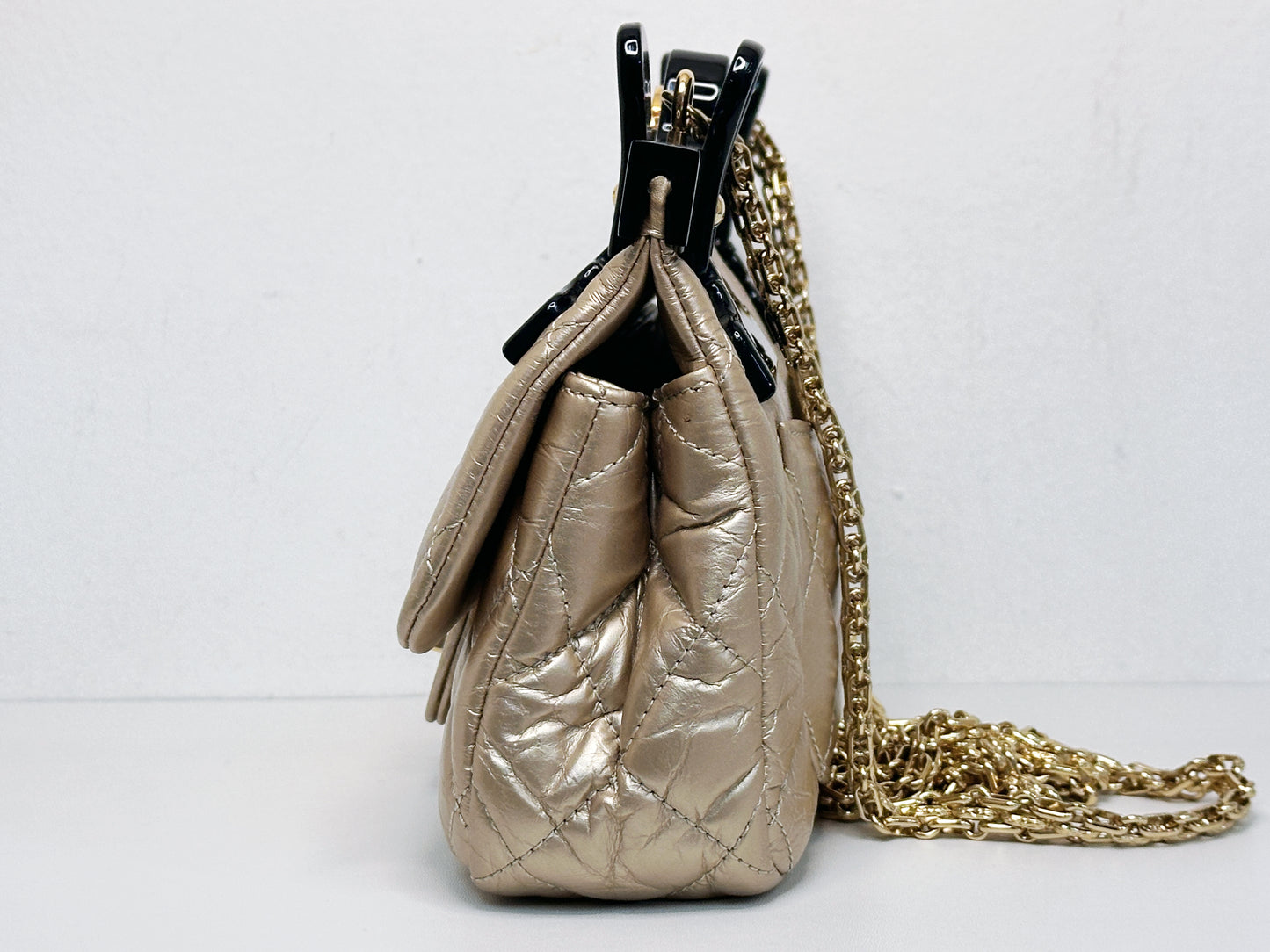 Chanel Aged Calfskin Quilted 2.55 Reissue Mini Hanger Flap Gold 2355 holo card