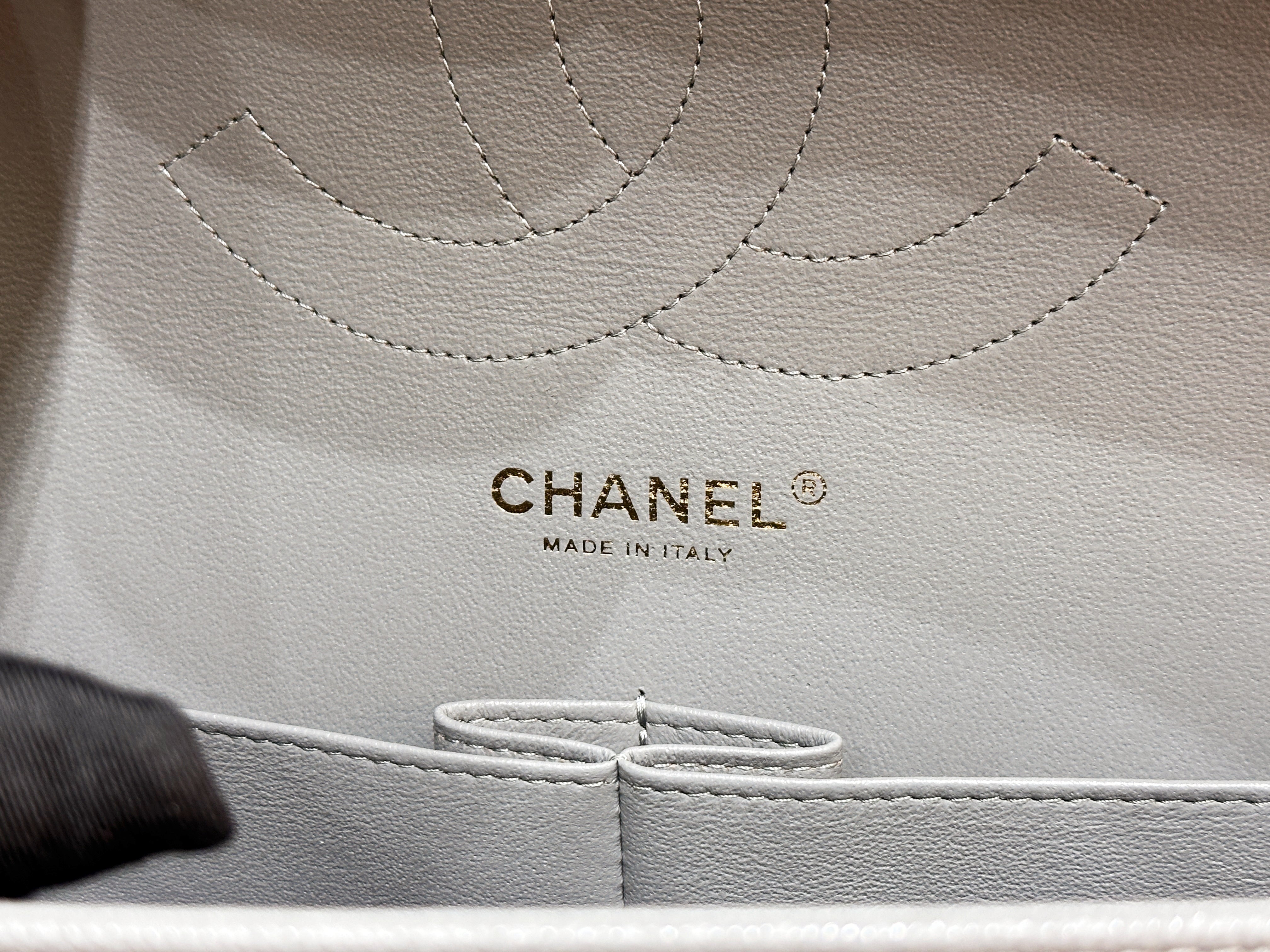 Chanel Jumbo Caviar Classic Quilted Double Flap Bag Light Grey LGHW 2910 holo card