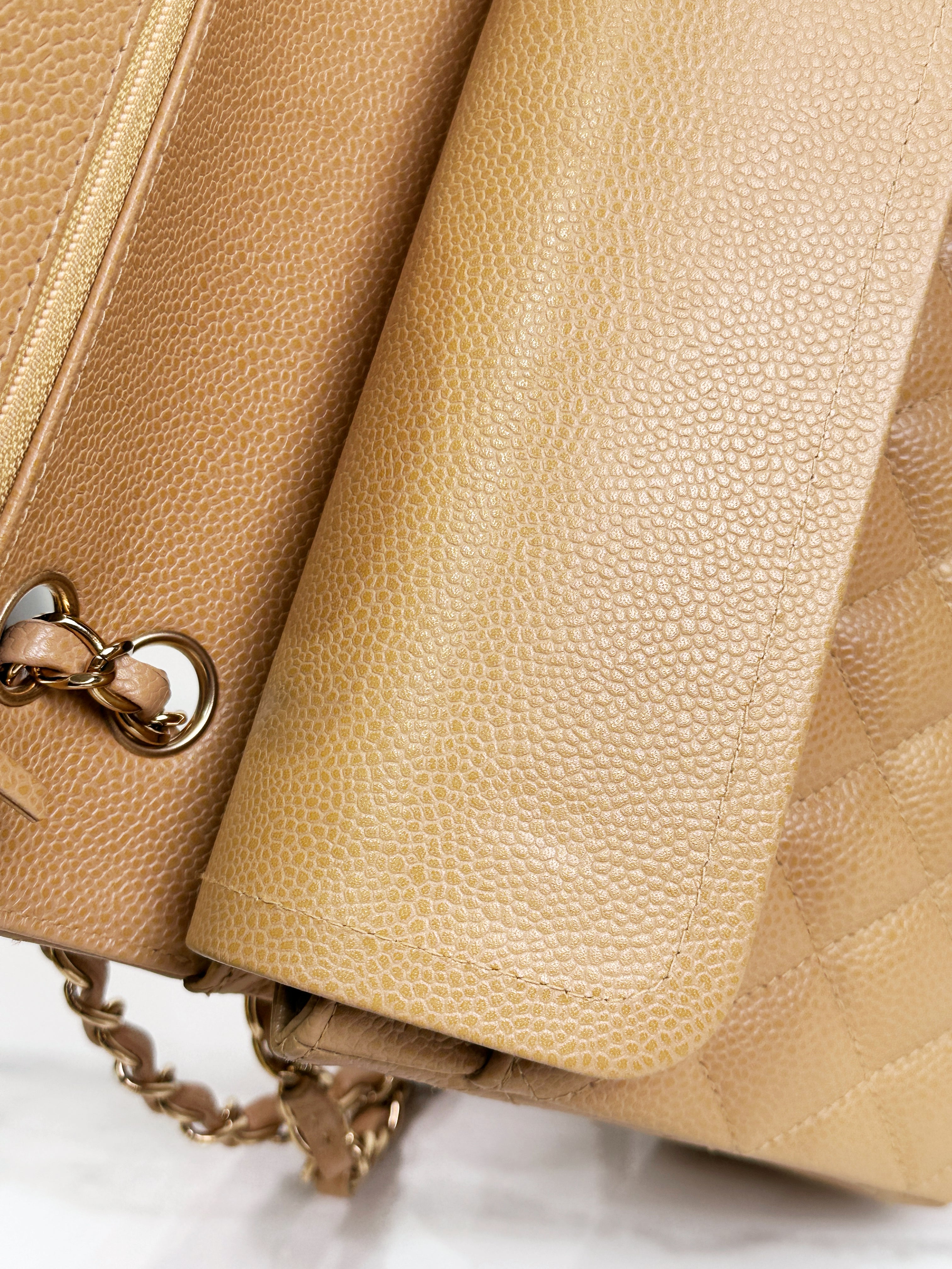 Preloved Authentic Chanel Vintage 24kGold Medium Caviar Quilted Double Flap Beige Bag