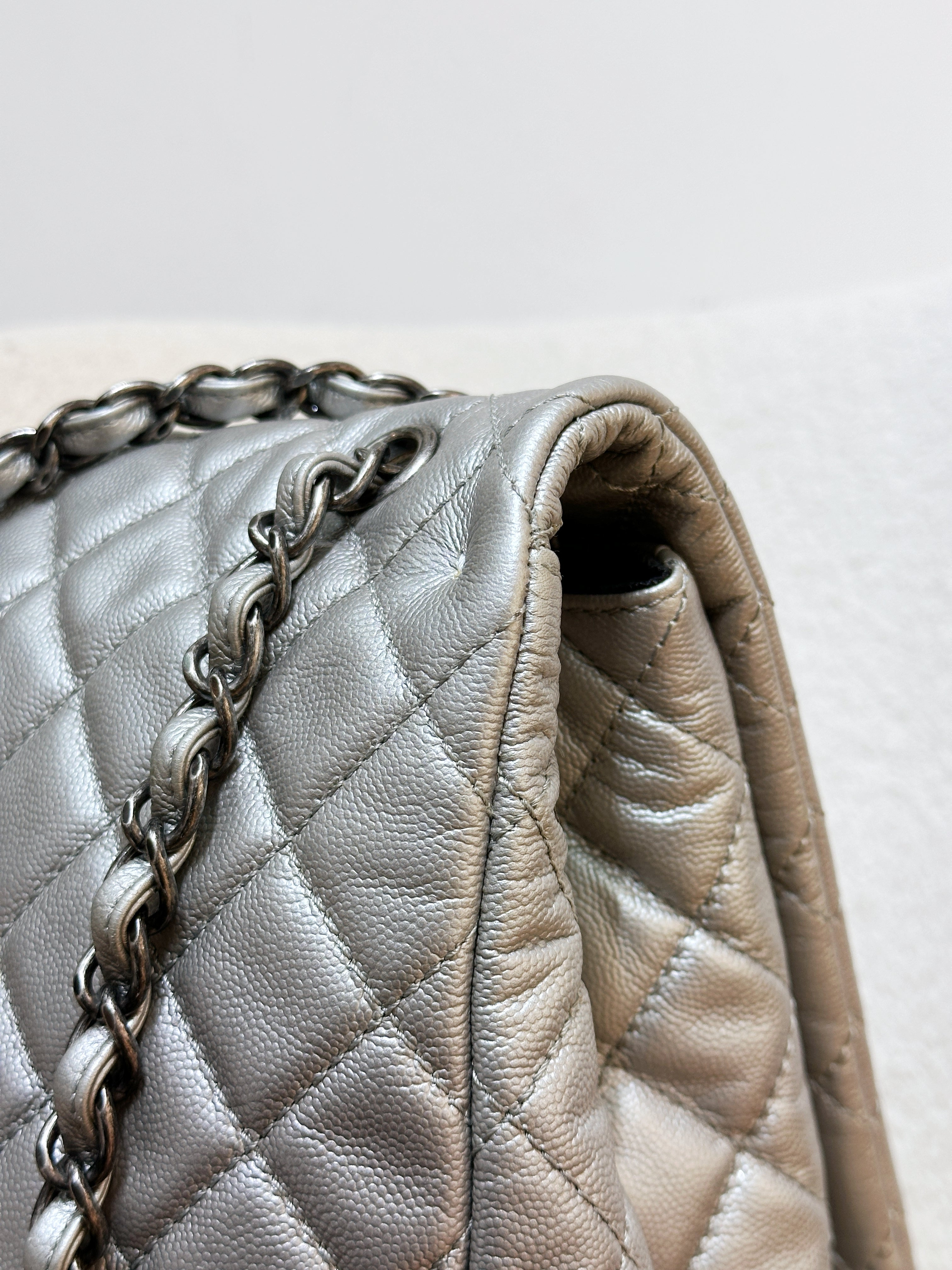 Chanel 2017 Caviar Classic Quilted XXL Travel Flap shoulder bag Metallic Silver SHW 2257 holo card